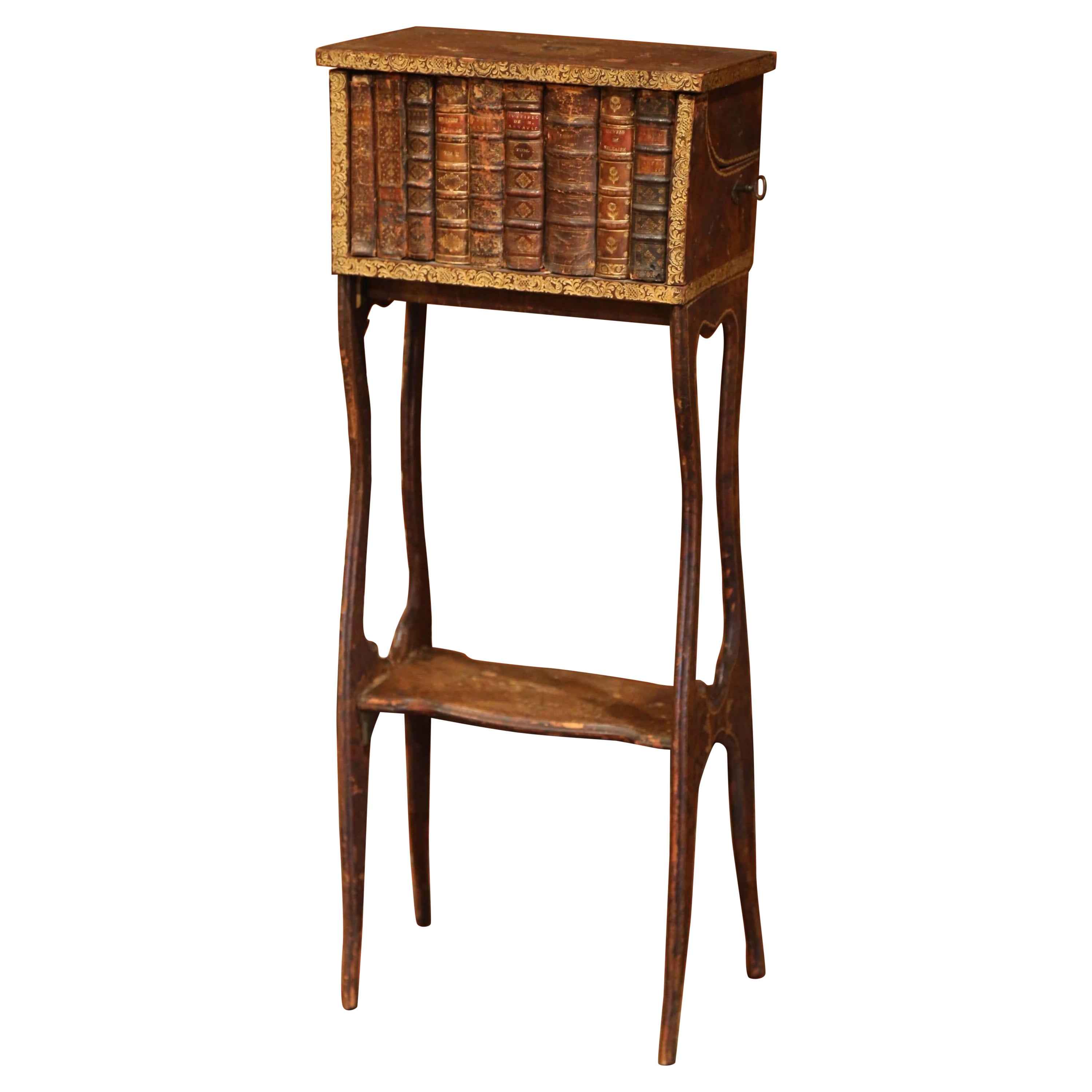Armoire à liqueur française du début du 19e siècle en faux cuir relié avec verres en vente