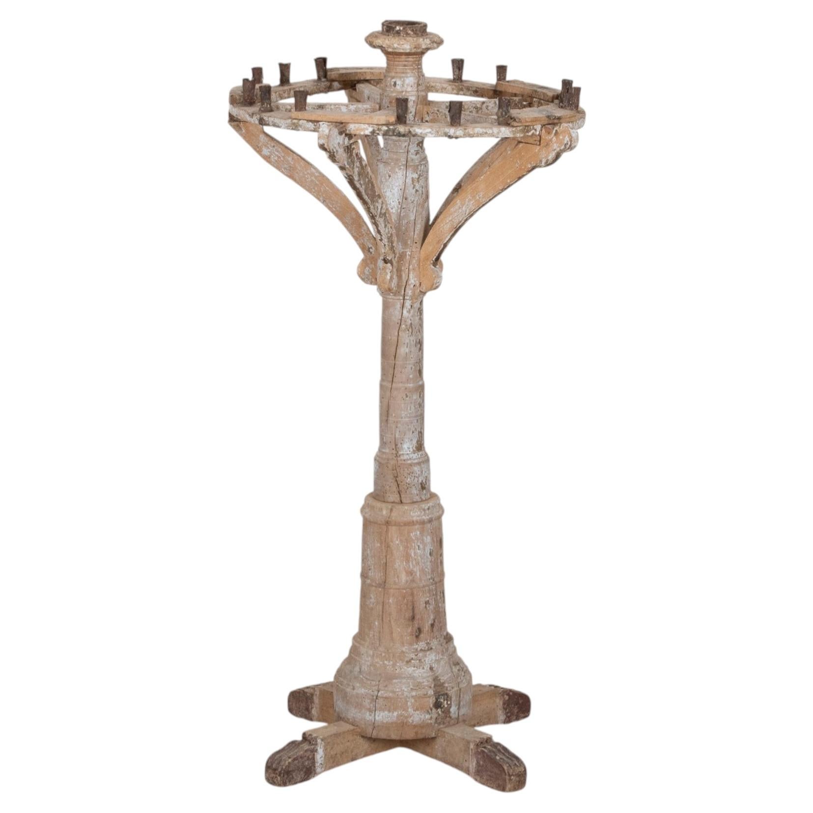 Candelabro de pie francés de principios del siglo XIX en venta