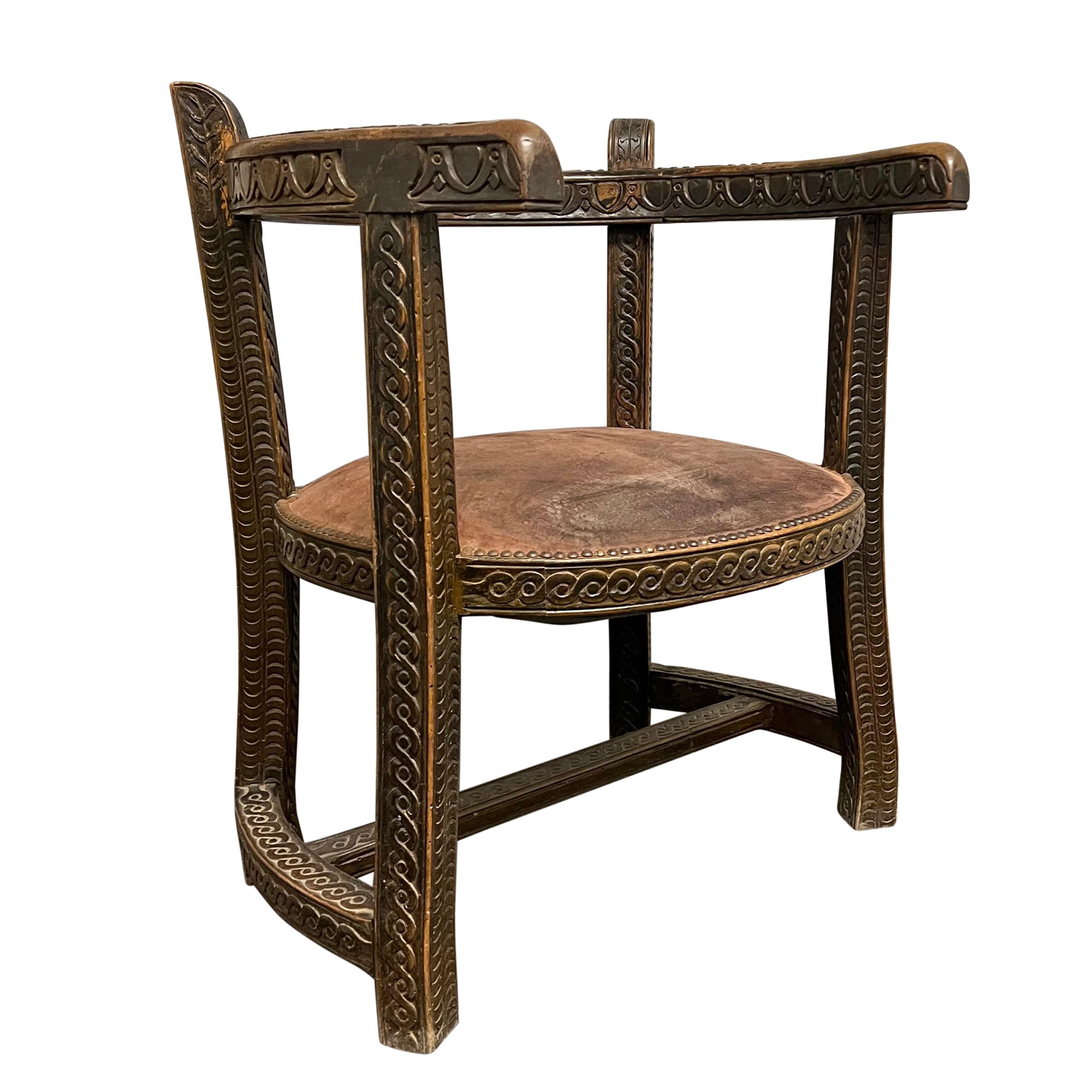 Français Fauteuil à dossier en tonneau d'art populaire français du début du 19e siècle en vente