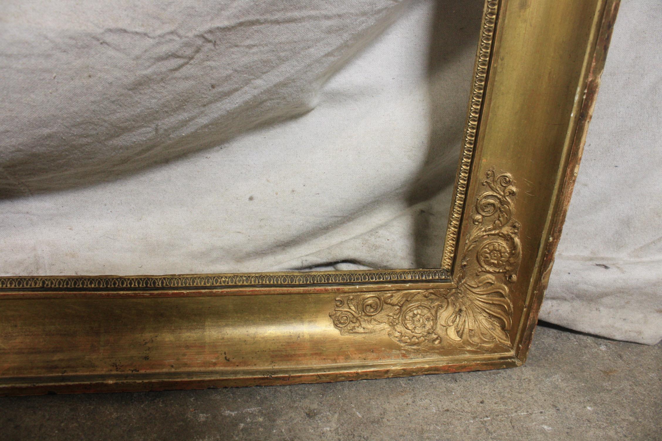 Early 19th Century French Giltwood Frame For Sale 3