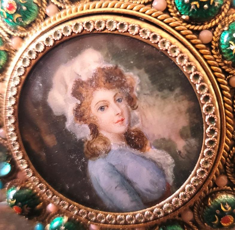 Early 19th Century French Gold Box with Enamel and Miniature Portrait For Sale 5