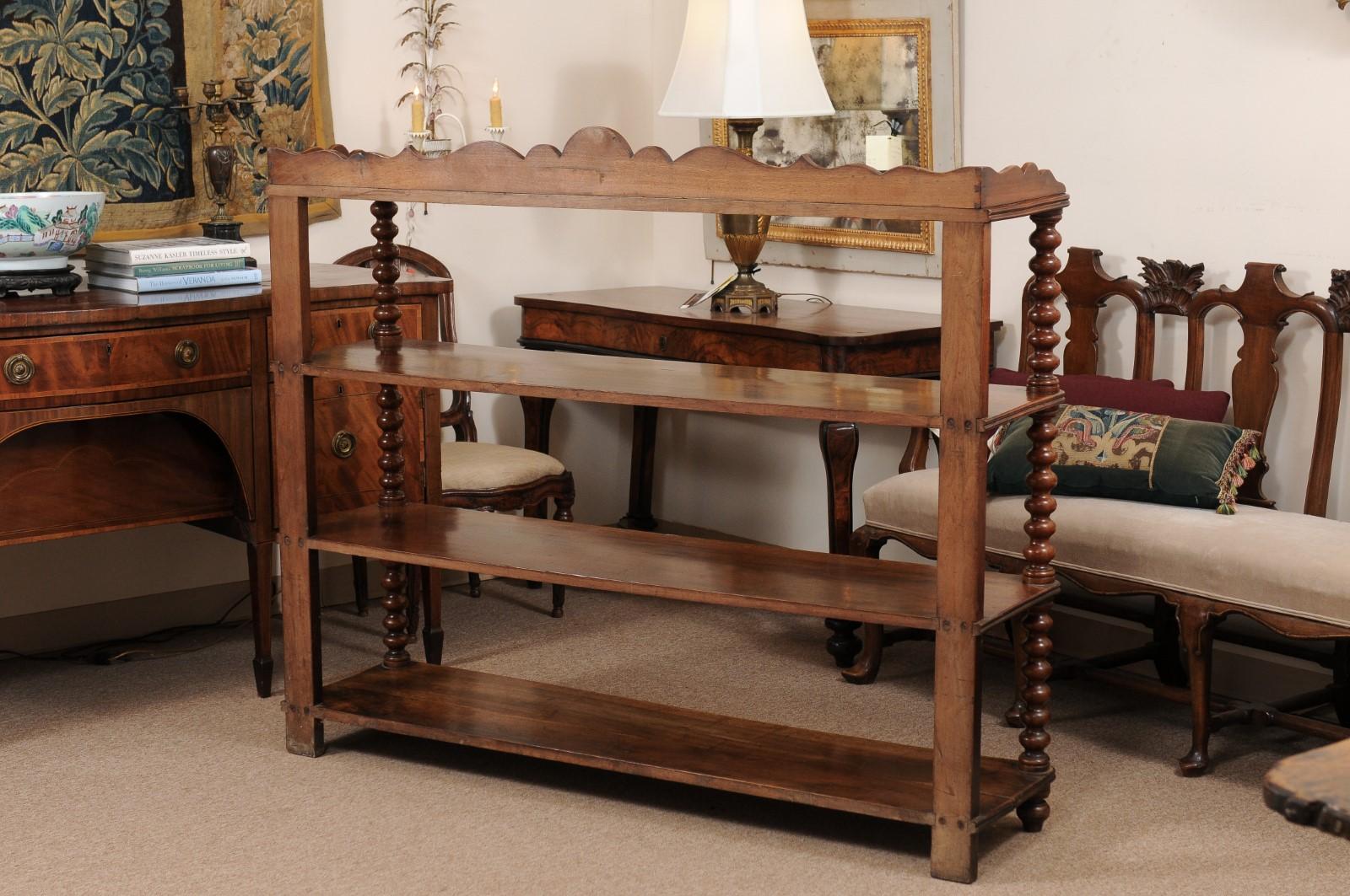 Early 19th Century French Louis Philippe Walnut 4-Tier Server  For Sale 4