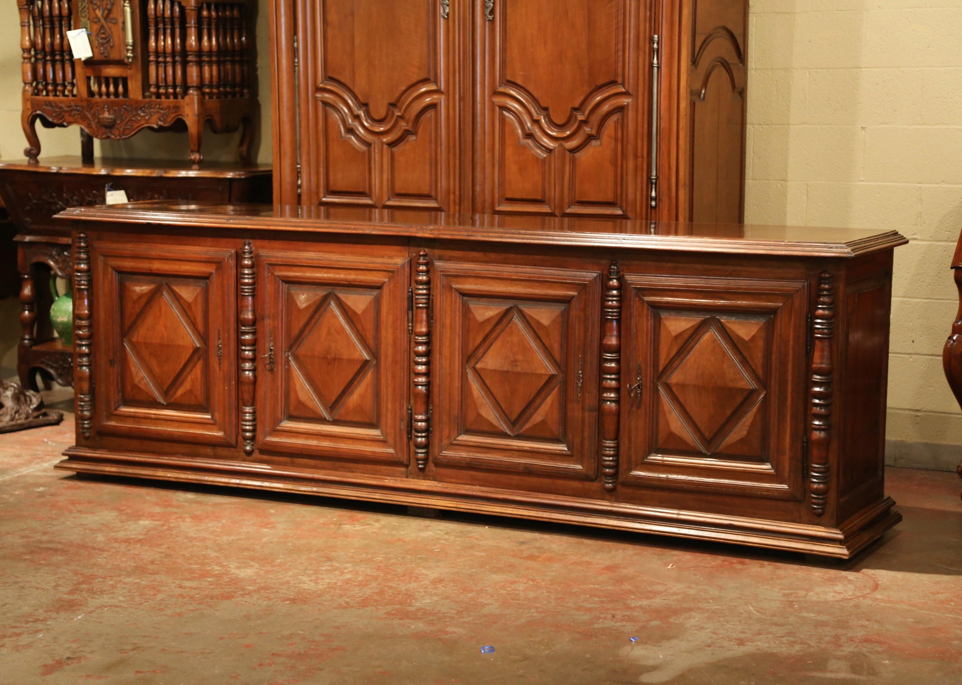 Early 19th Century French Louis XIII Carved Walnut Four-Door Enfilade Buffet 1