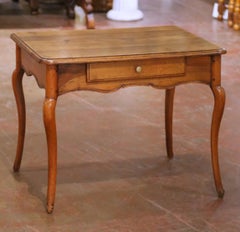 Early 19th Century French Louis XV Provençal Walnut Side Table with Drawer