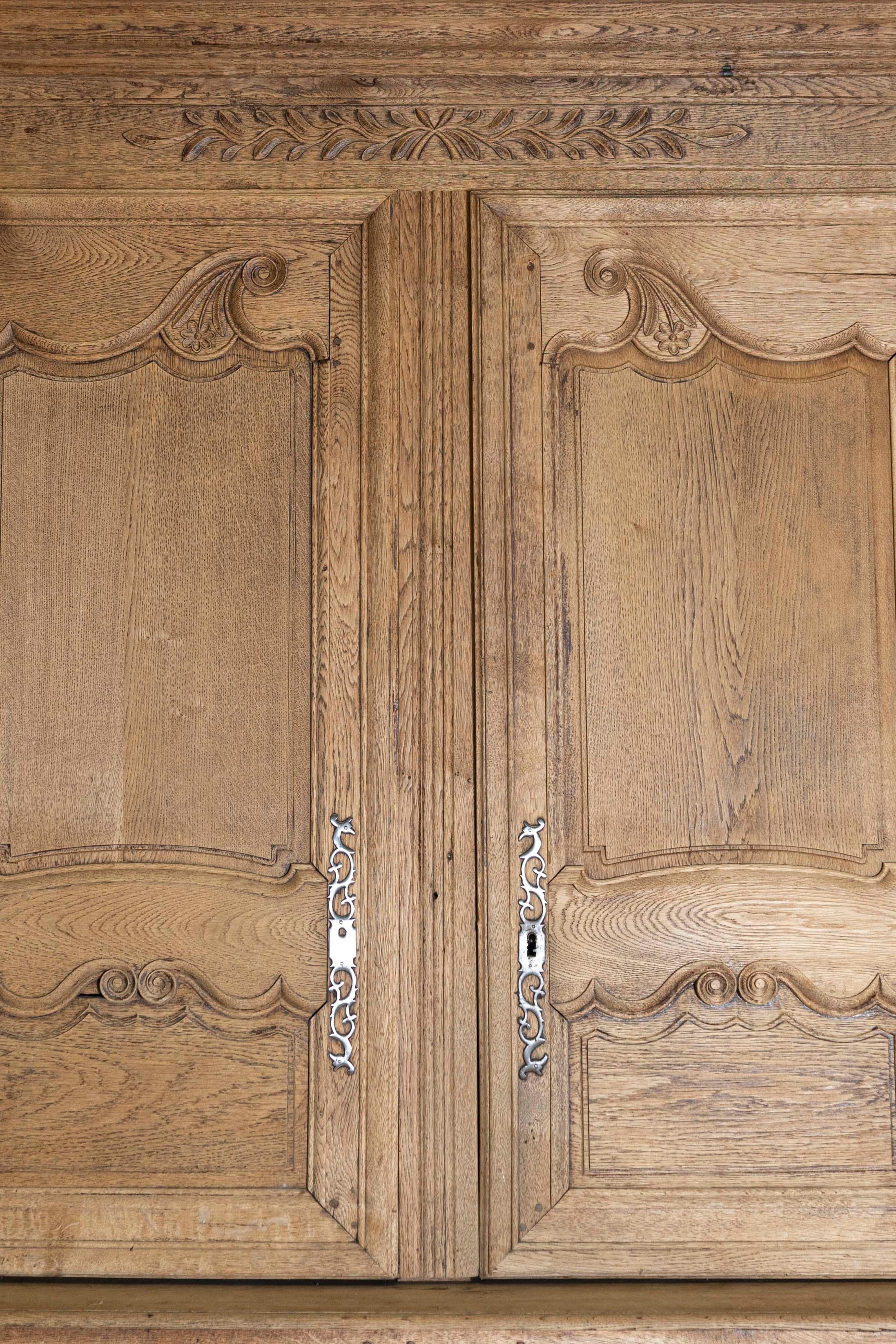 Buffet Deux Corps in stile Luigi XV francese dell'inizio del XIX secolo in vendita 4