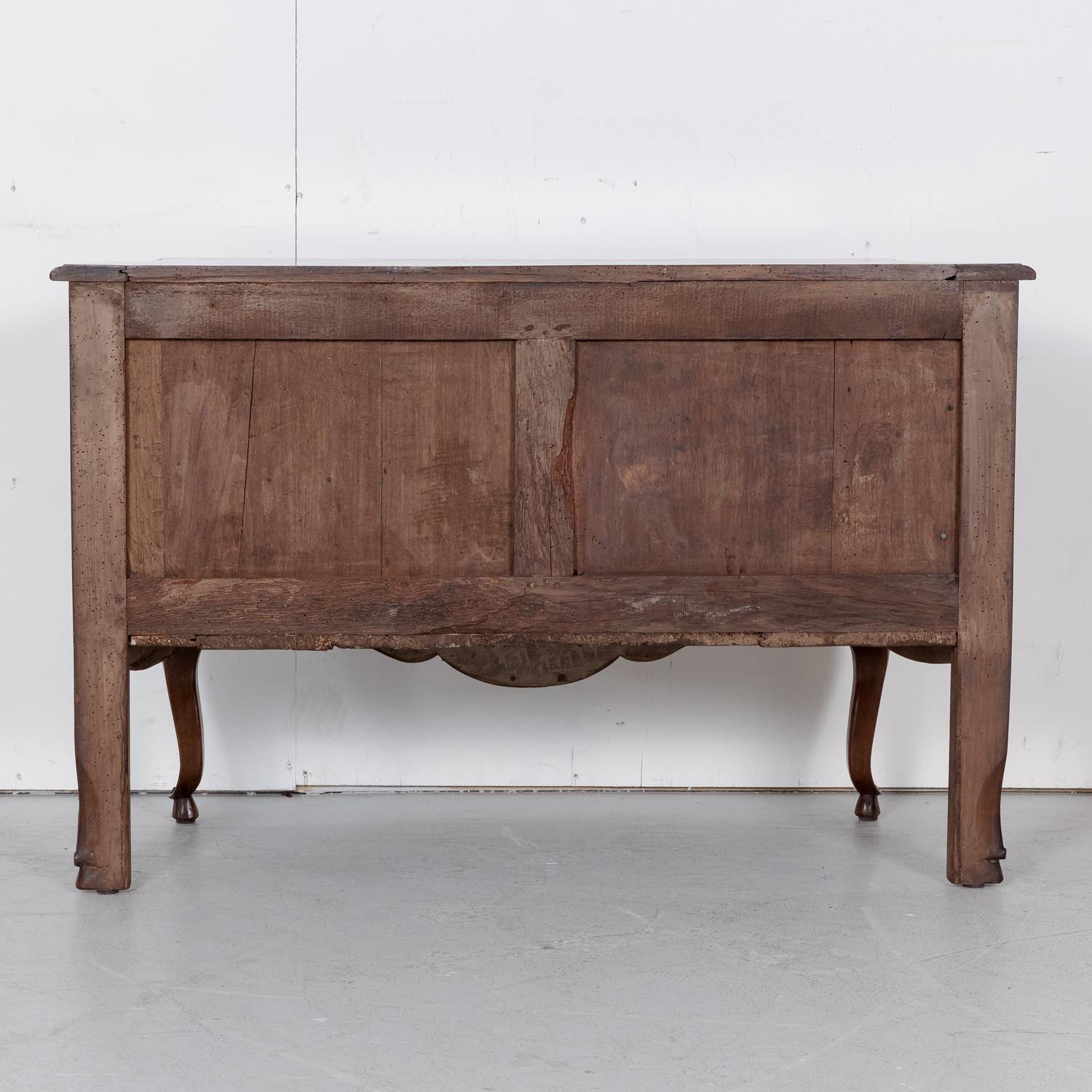 Early 19th Century French Louis XV Style Walnut Commode Sauteuse 16