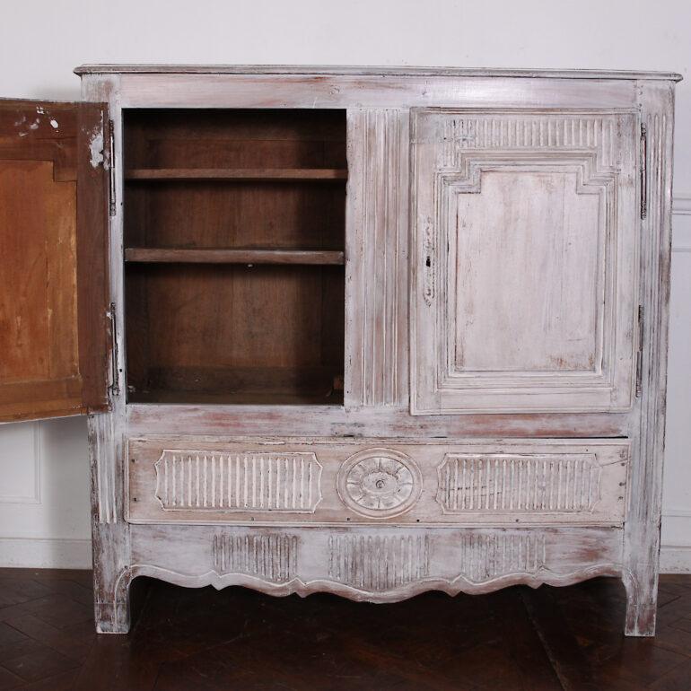 Early 19th Century French Louis XVI Style Rustic Painted Cabinet 4