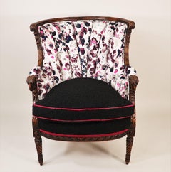 Fauteuil Bergère Louis XVI du début du 19ème siècle en noyer avec tissu moderne