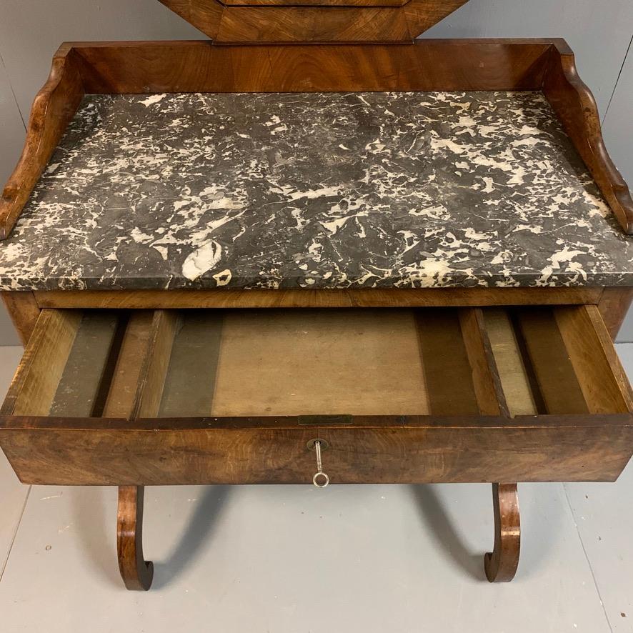 Early 19th Century French Mahogany and Marble-Top Dressing Table with a Drawer 7