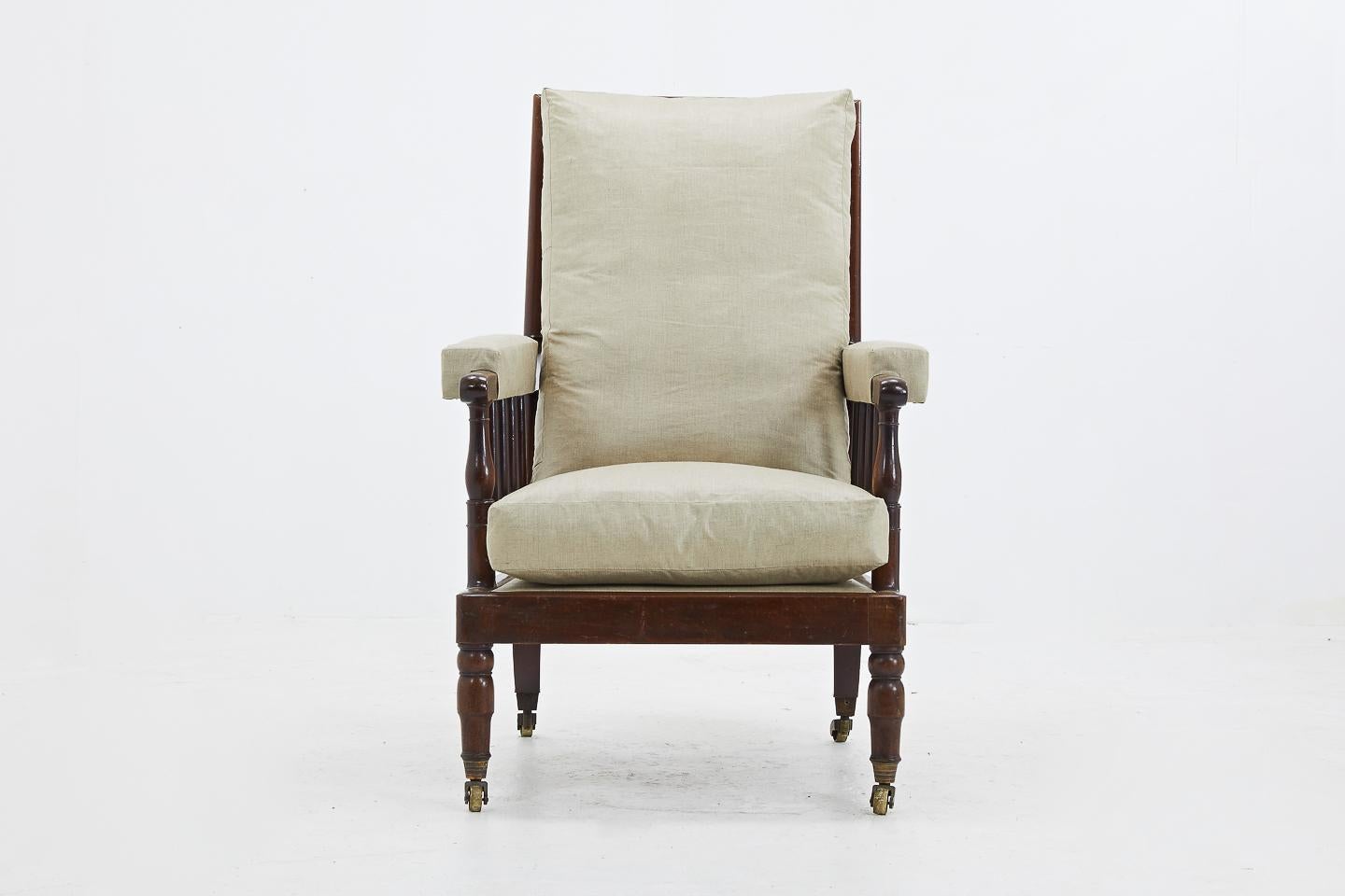 Early 19th Century French Mahogany Armchair For Sale 2