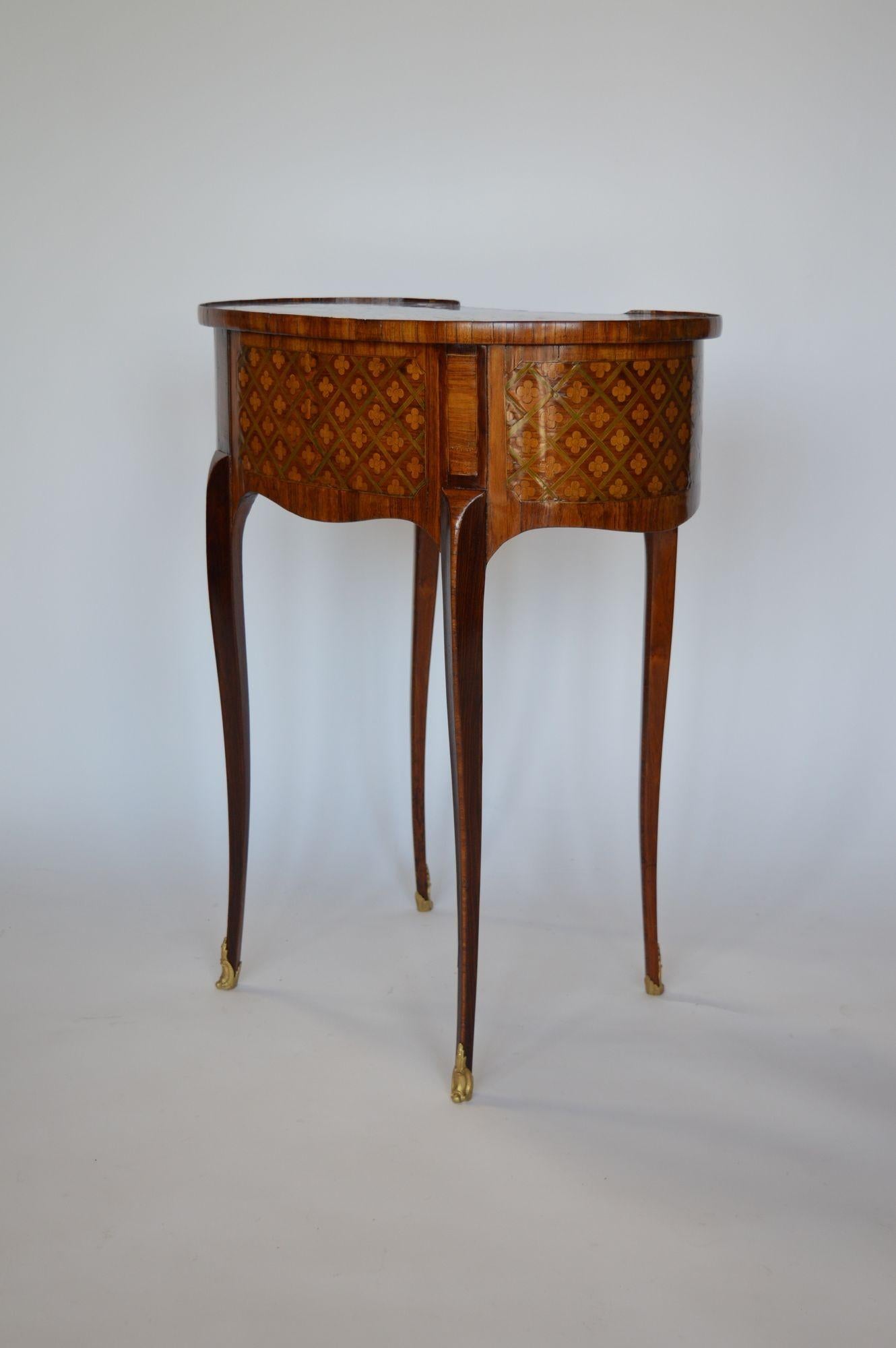 Mahogany Early 19th Century French Marquetry Occasional Table For Sale
