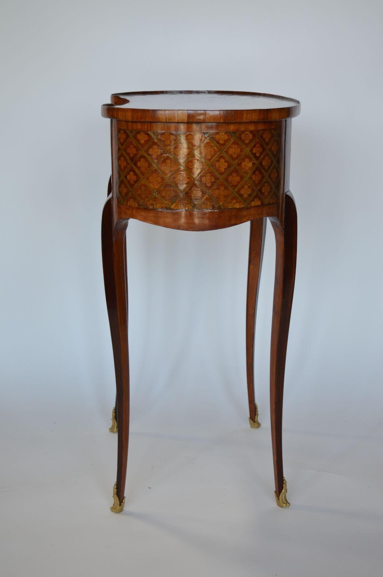 Early 19th Century French Marquetry Occasional Table For Sale 2