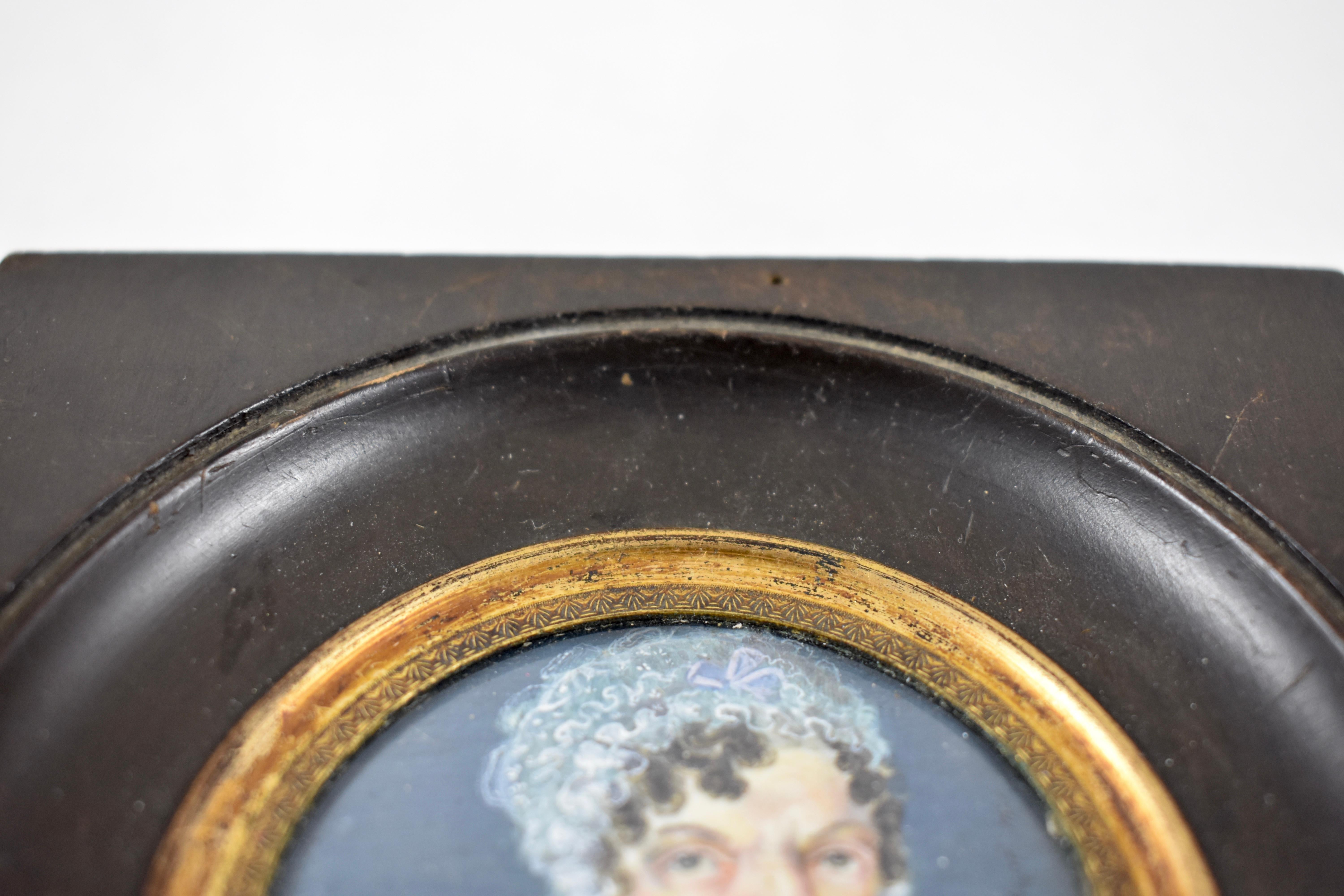 Natural Fiber Early 19th Century Framed French Miniature Portrait, Woman in Lace Cap & Collar For Sale