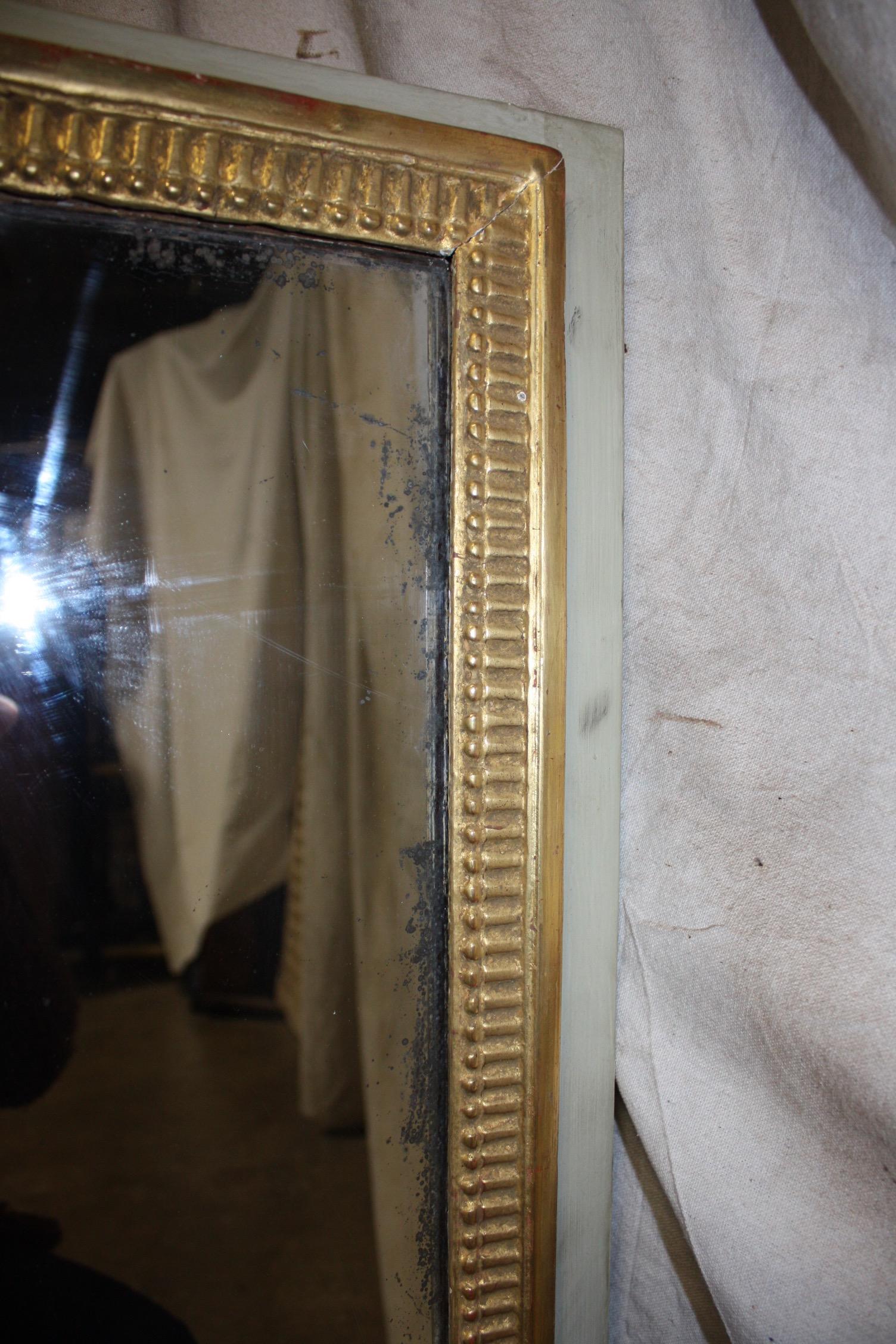 Giltwood Early 19th Century French Mirror