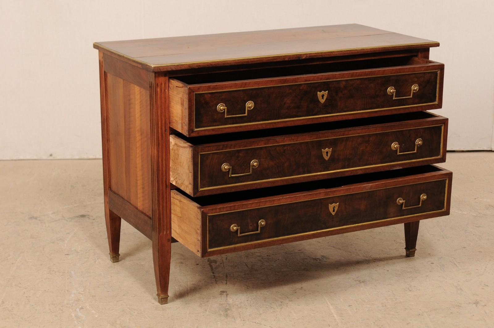 Early 19th Century French Neoclassical Wood Chest of Drawers 1