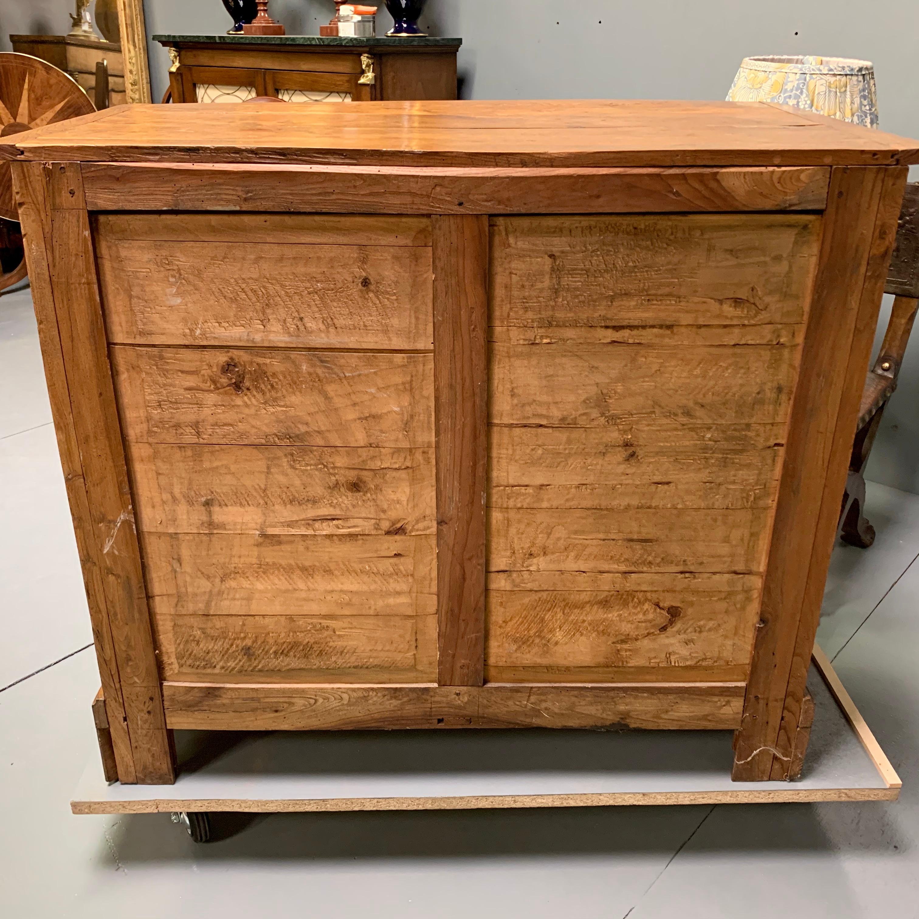 Early 19th Century French Oak and Chestnut Buffet Server For Sale 5