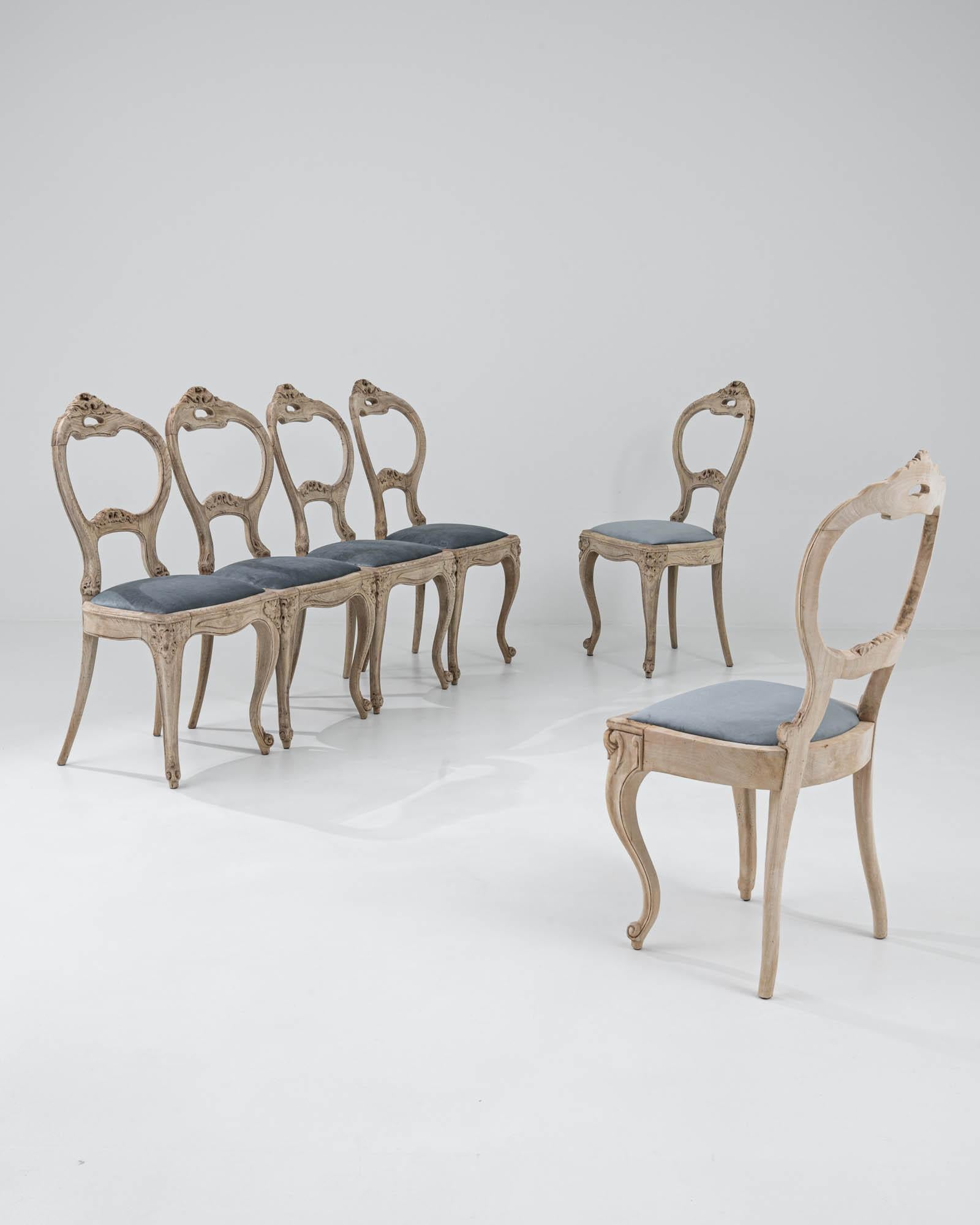 Early 19th Century French Oak Dining Chairs, Set of Six In Good Condition In High Point, NC