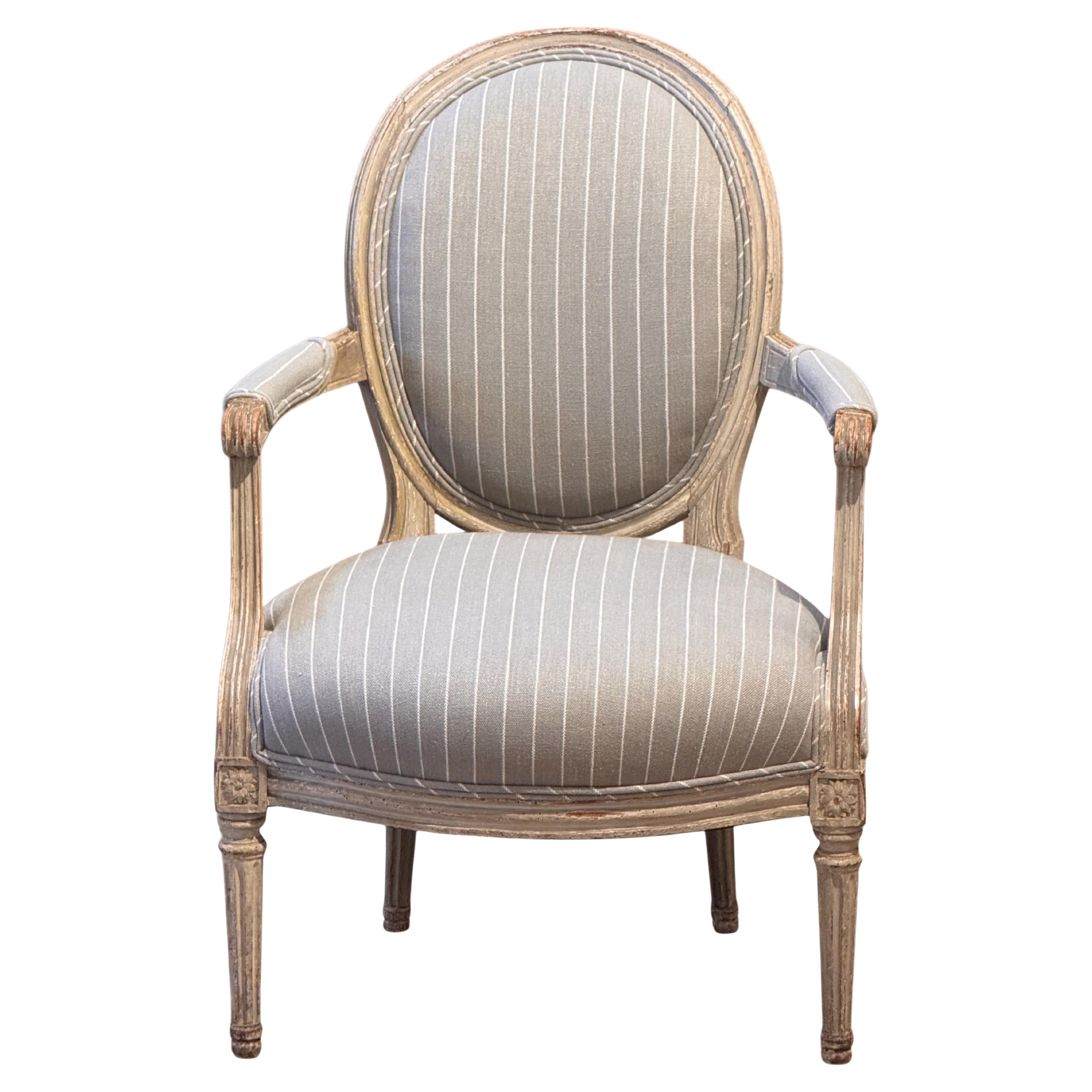 Early 19th Century French Painted Arm Chair in vendita