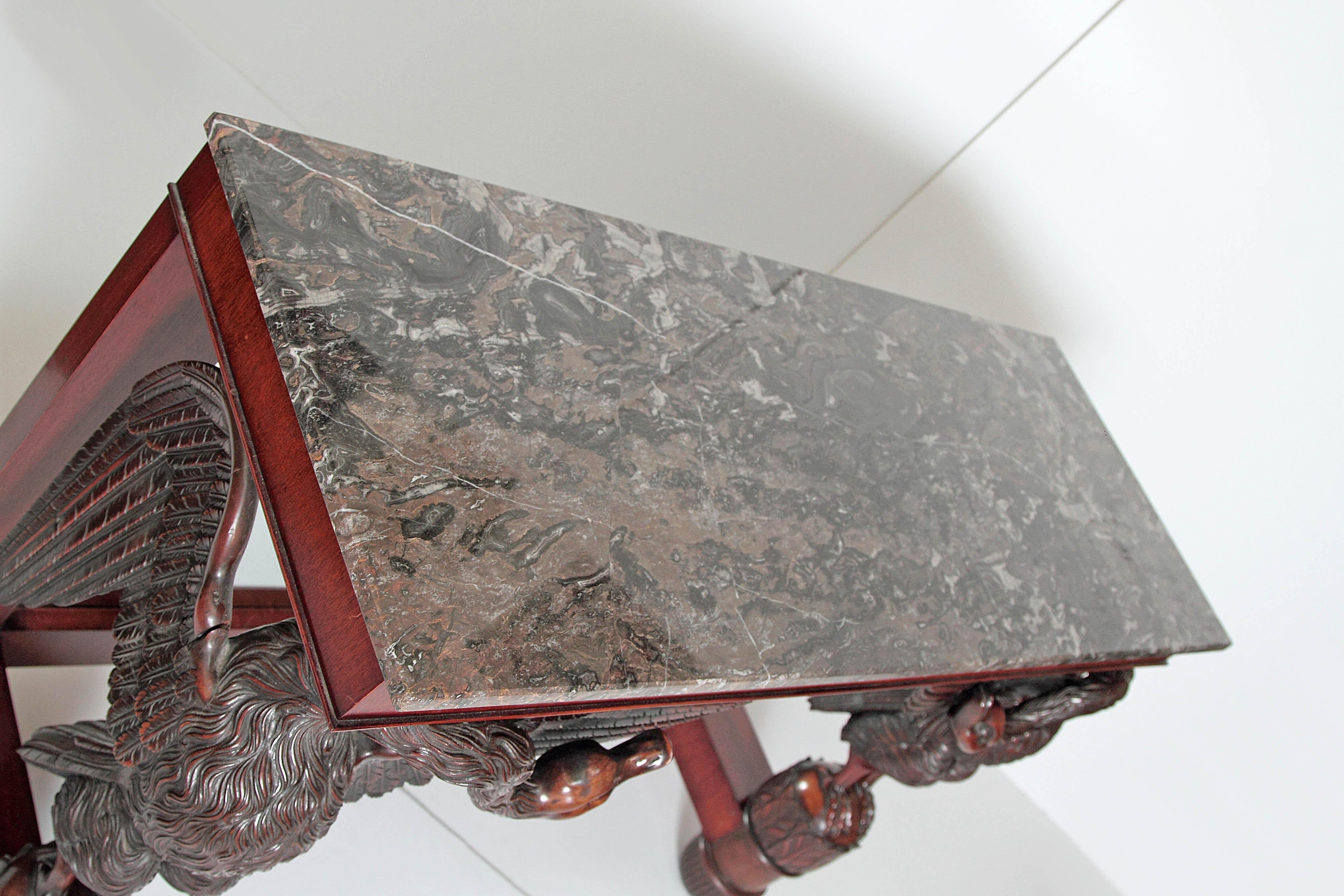 Mesa francesa de muelle de principios del siglo XIX con tablero de mármol gris en venta 5