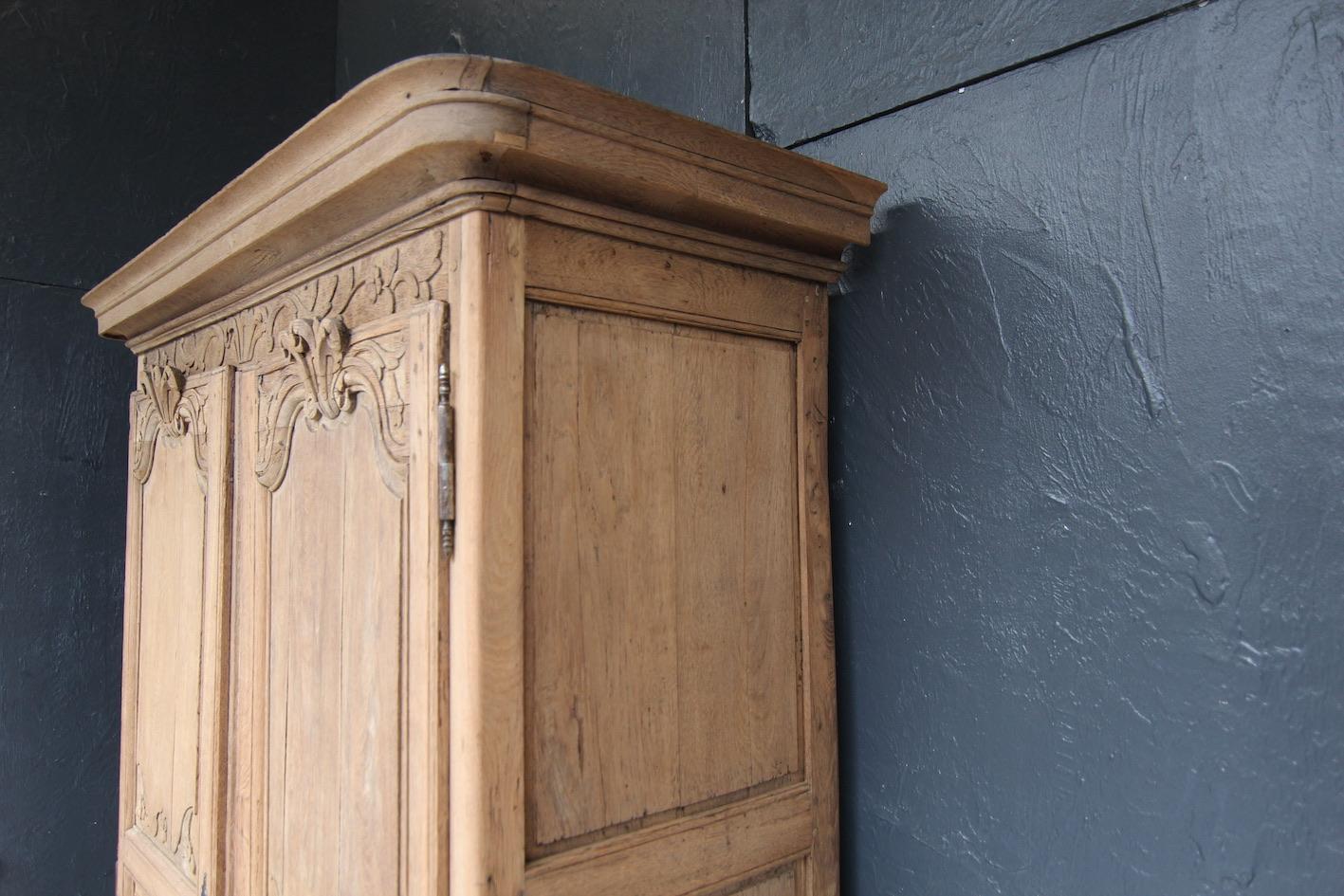 Early 19th Century French Provincial Armoire in Stripped Oak 3