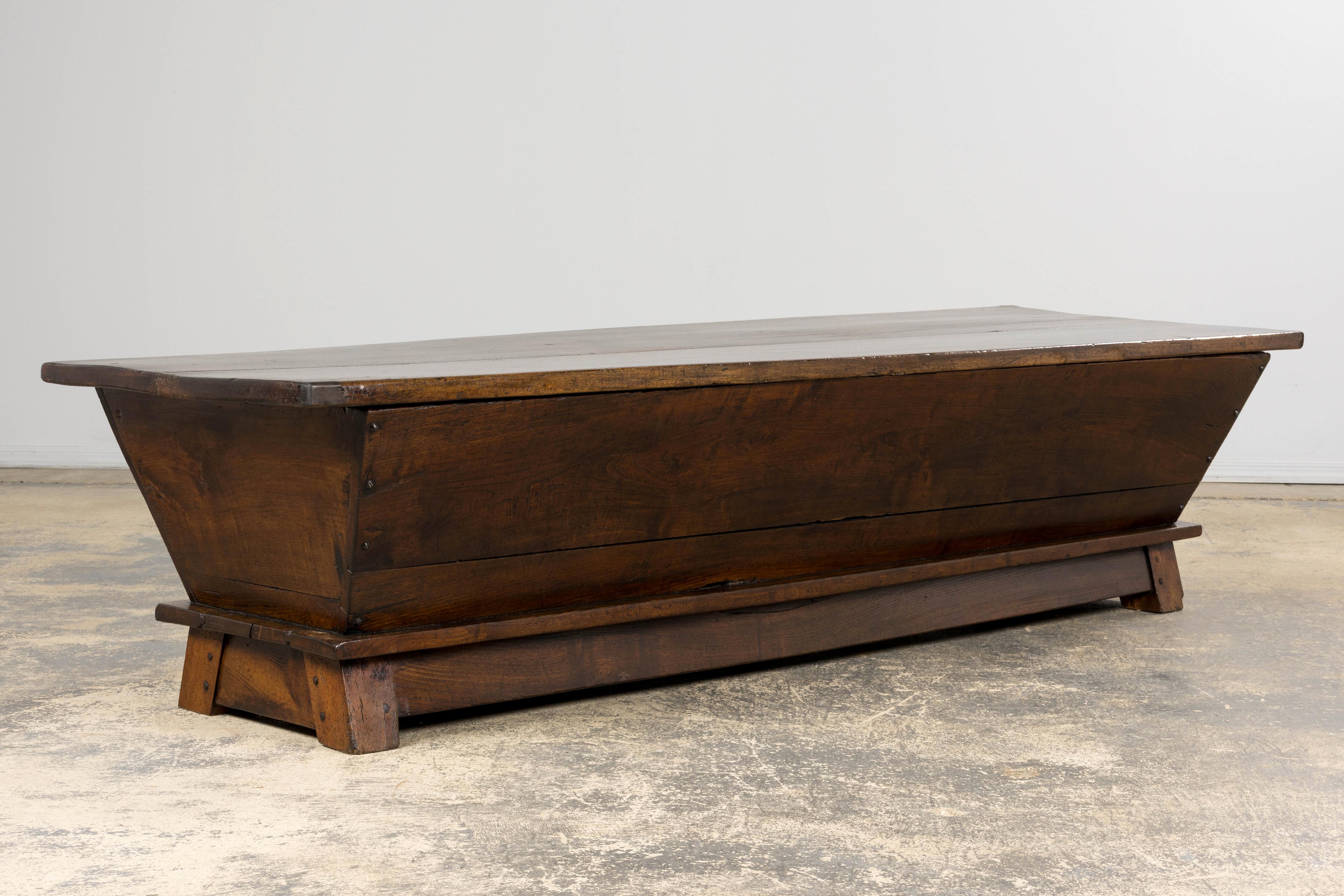 Early 19th Century French Provincial Dough Bin Coffee Table For Sale 6