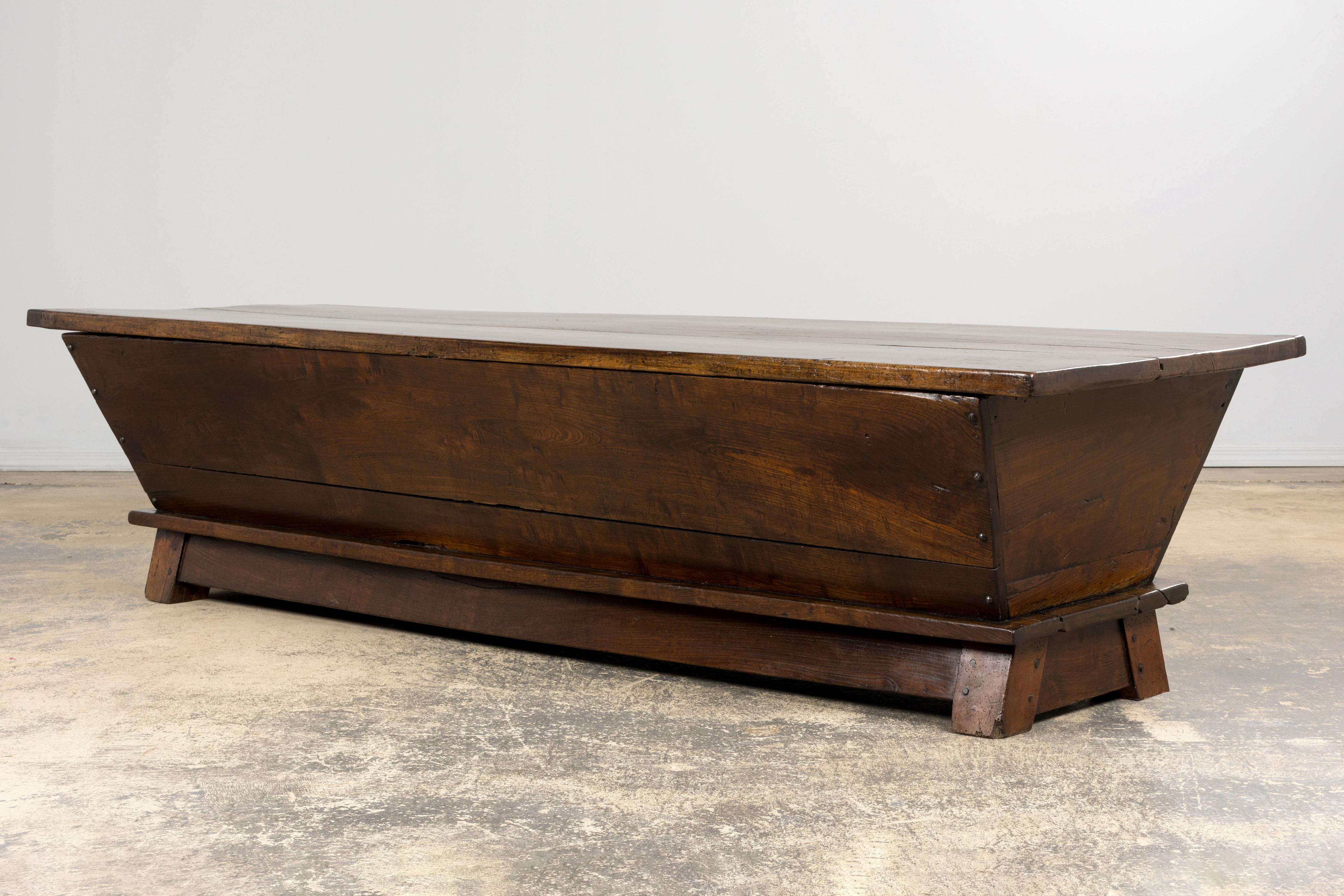 Early 19th Century French Provincial Dough Bin Coffee Table For Sale 13