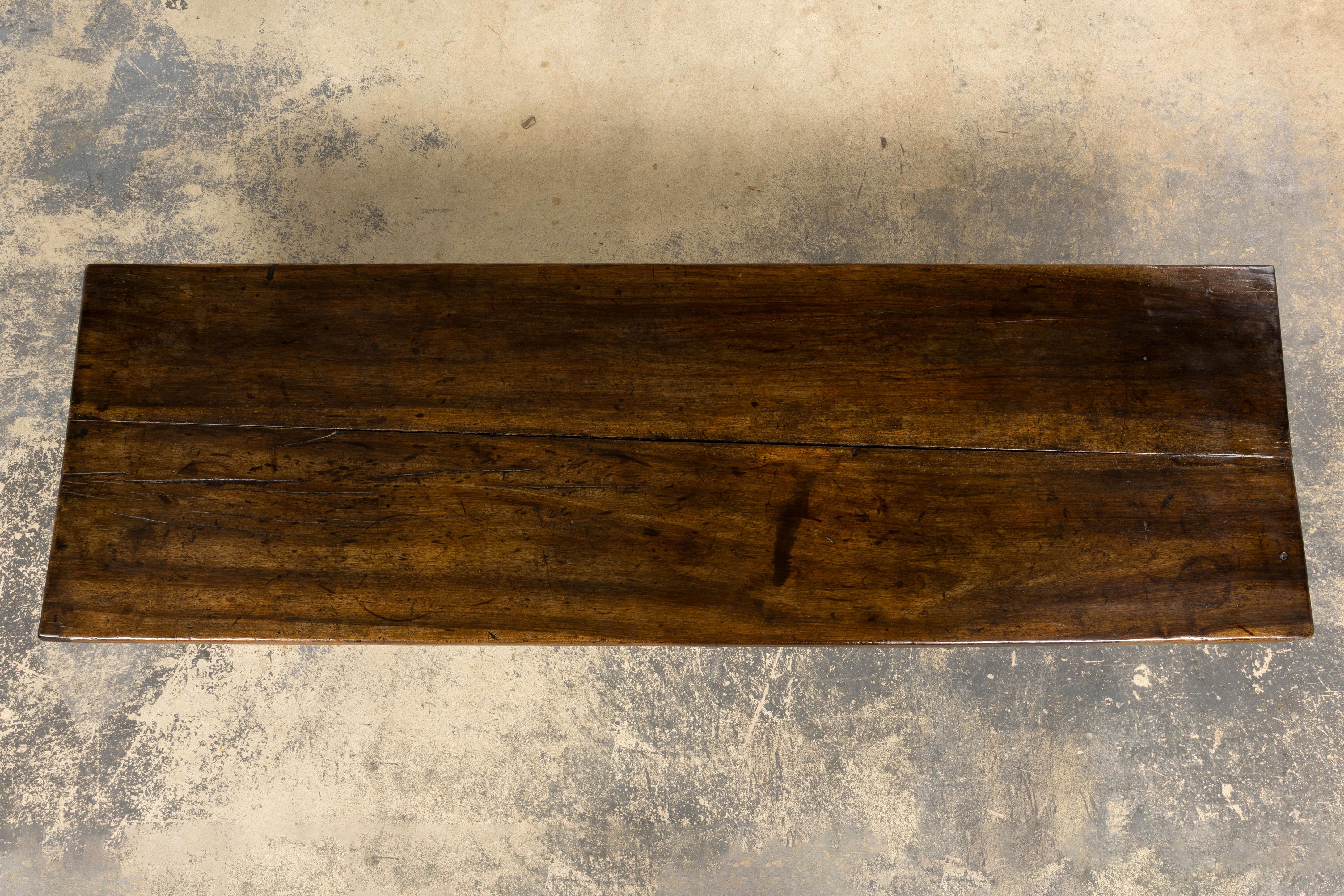 Early 19th Century French Provincial Dough Bin Coffee Table In Good Condition For Sale In Astoria, NY
