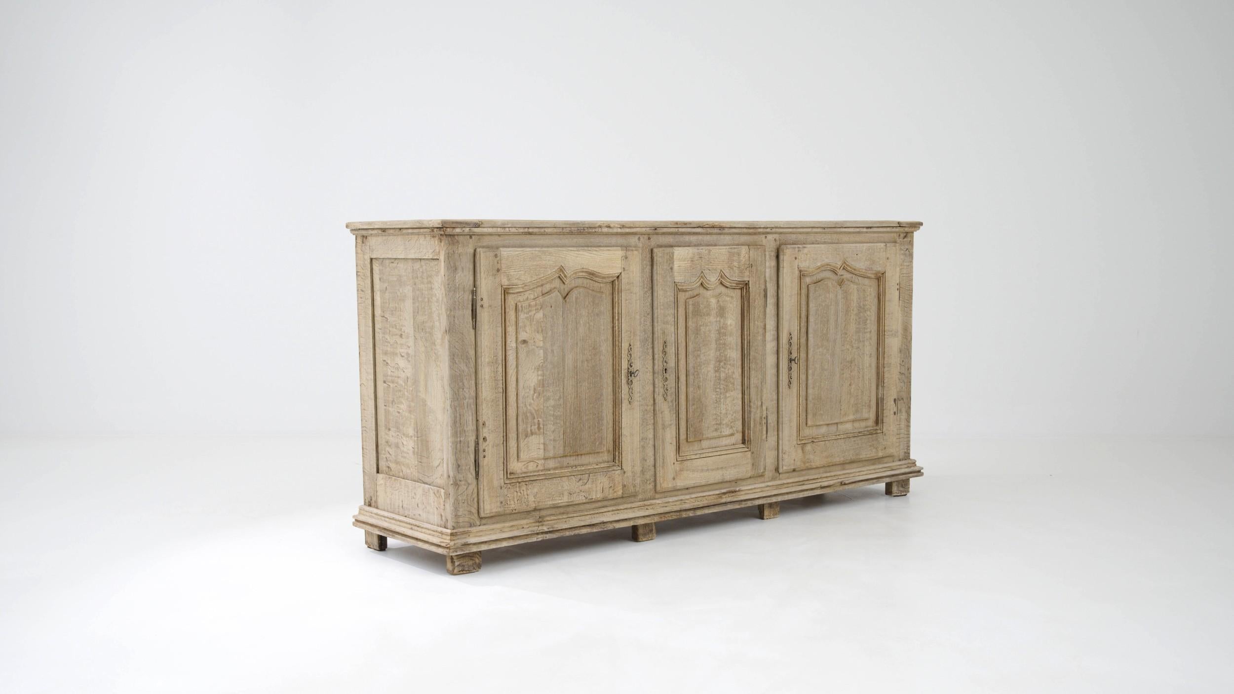 Early 19th Century French Provincial Oak Buffet 6