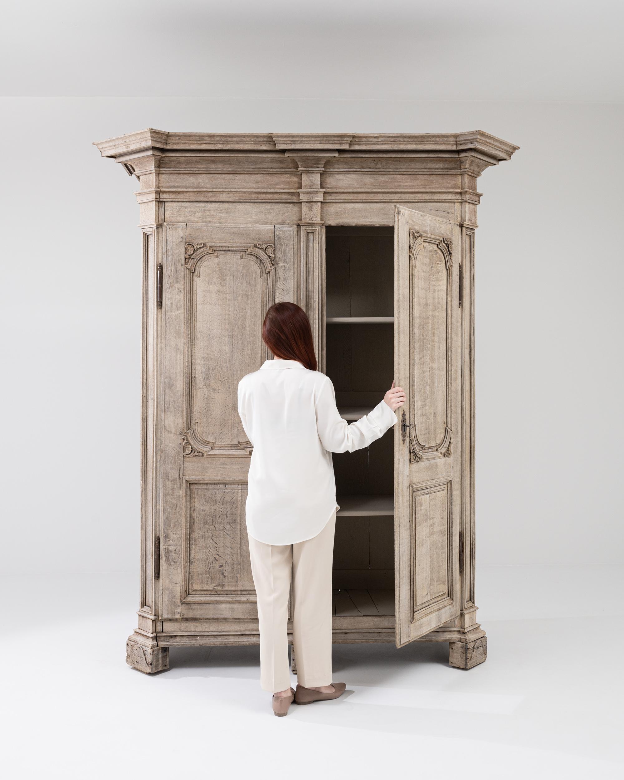 kleiderschrank französisch