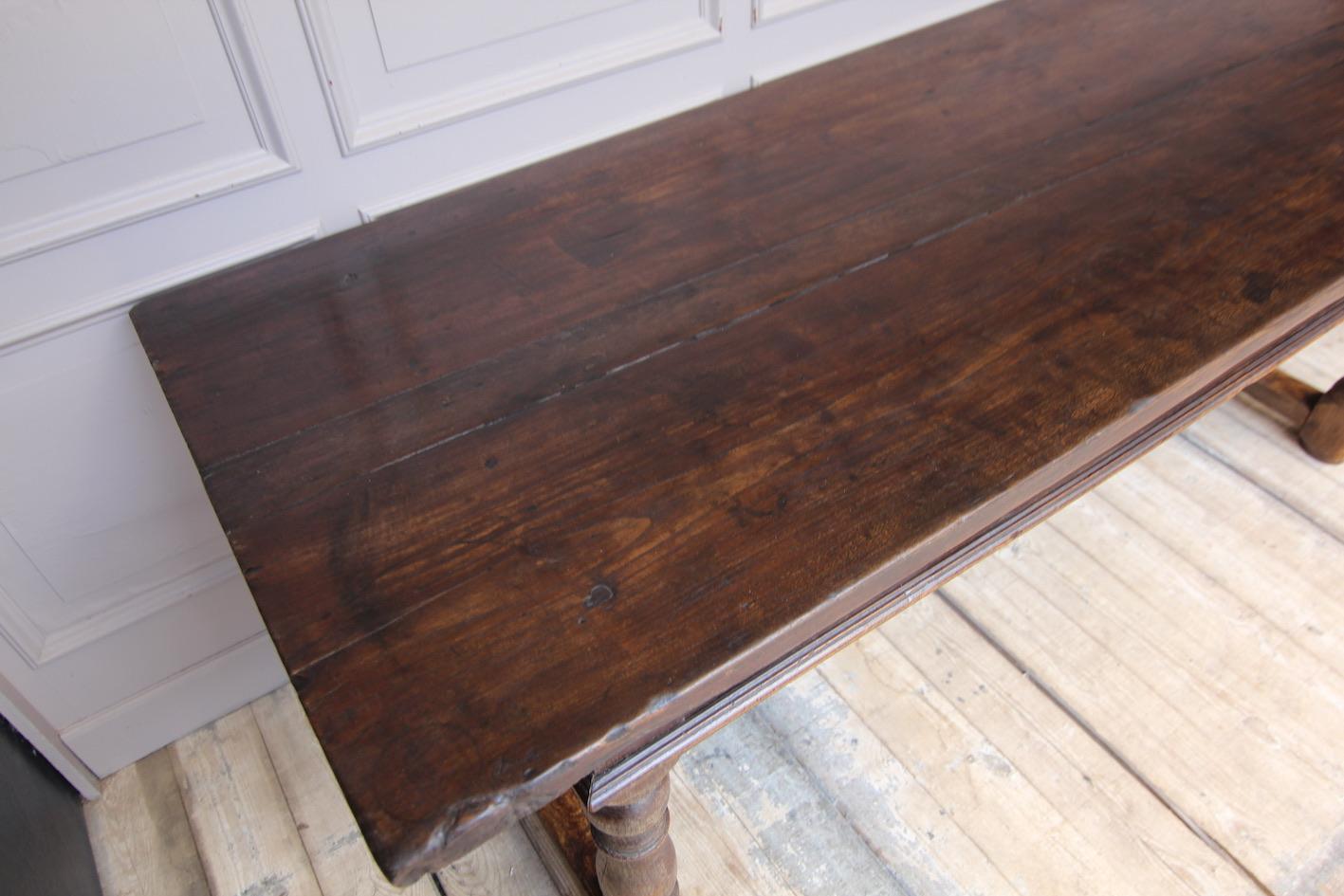 Early 19th Century French Refectory Table Made of Oak 6