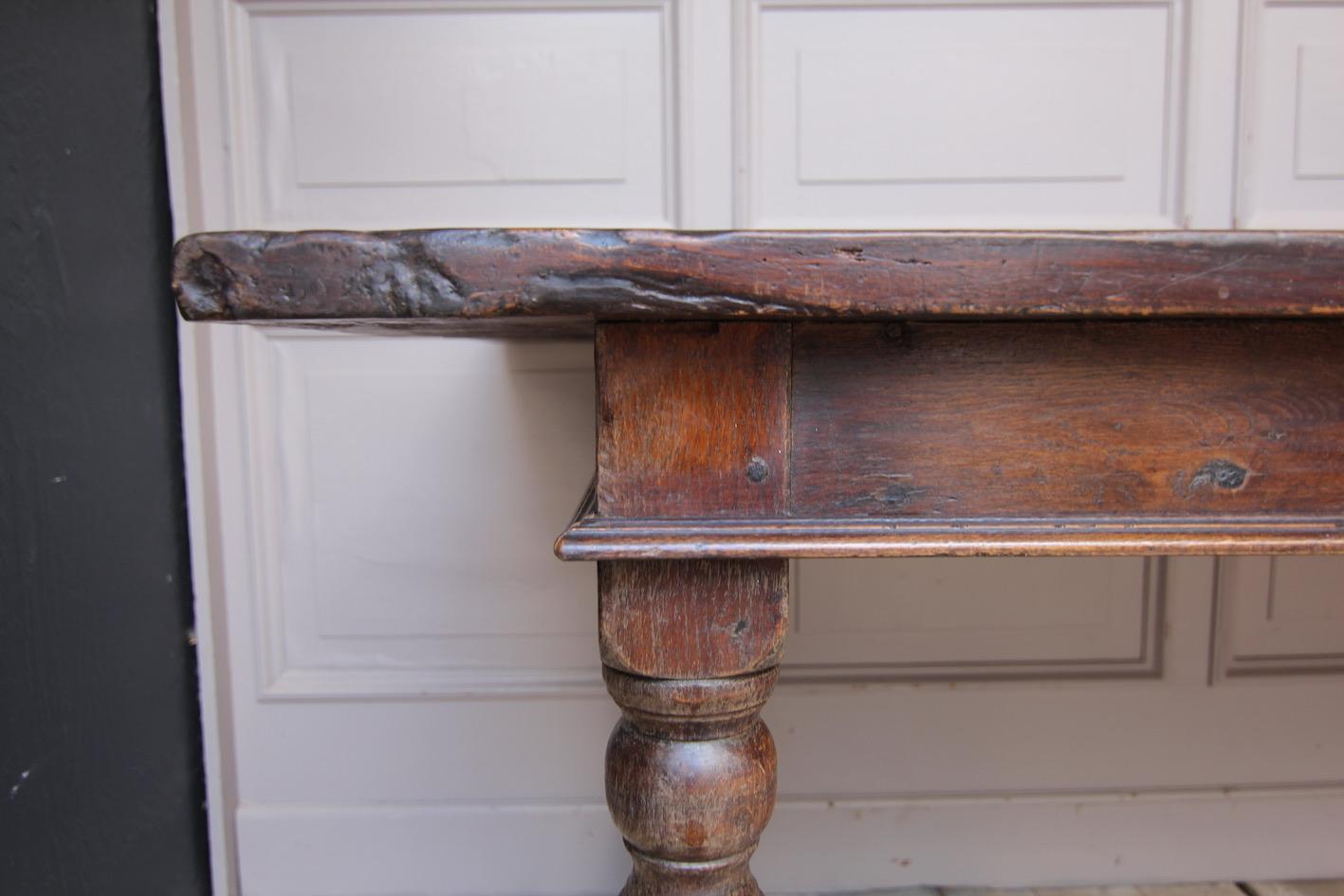 Early 19th Century French Refectory Table Made of Oak 5
