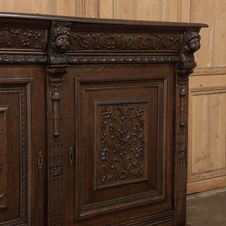Early 19th Century French Renaissance Buffet For Sale 4