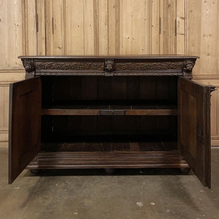 Early 19th Century French Renaissance Buffet In Good Condition For Sale In Dallas, TX