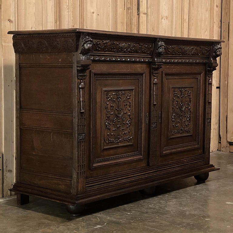 Early 19th Century French Renaissance Buffet For Sale 1