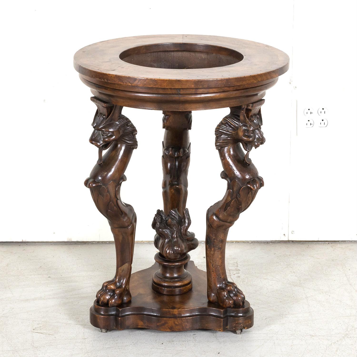 Early 19th Century French Restauration Period Carved Walnut Brazier Tripod Table For Sale 6