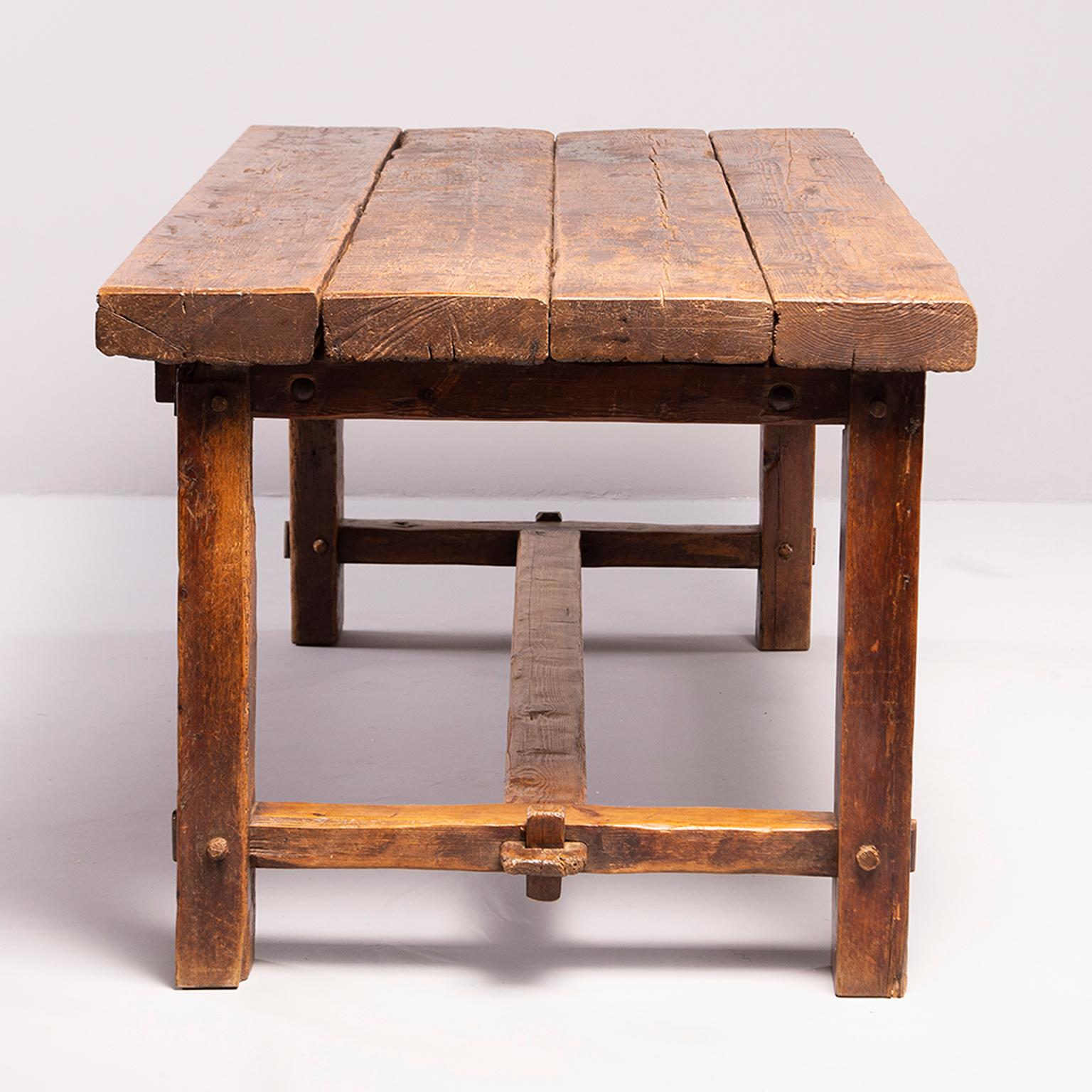Early 19th Century French Rustic Table (Französisch)