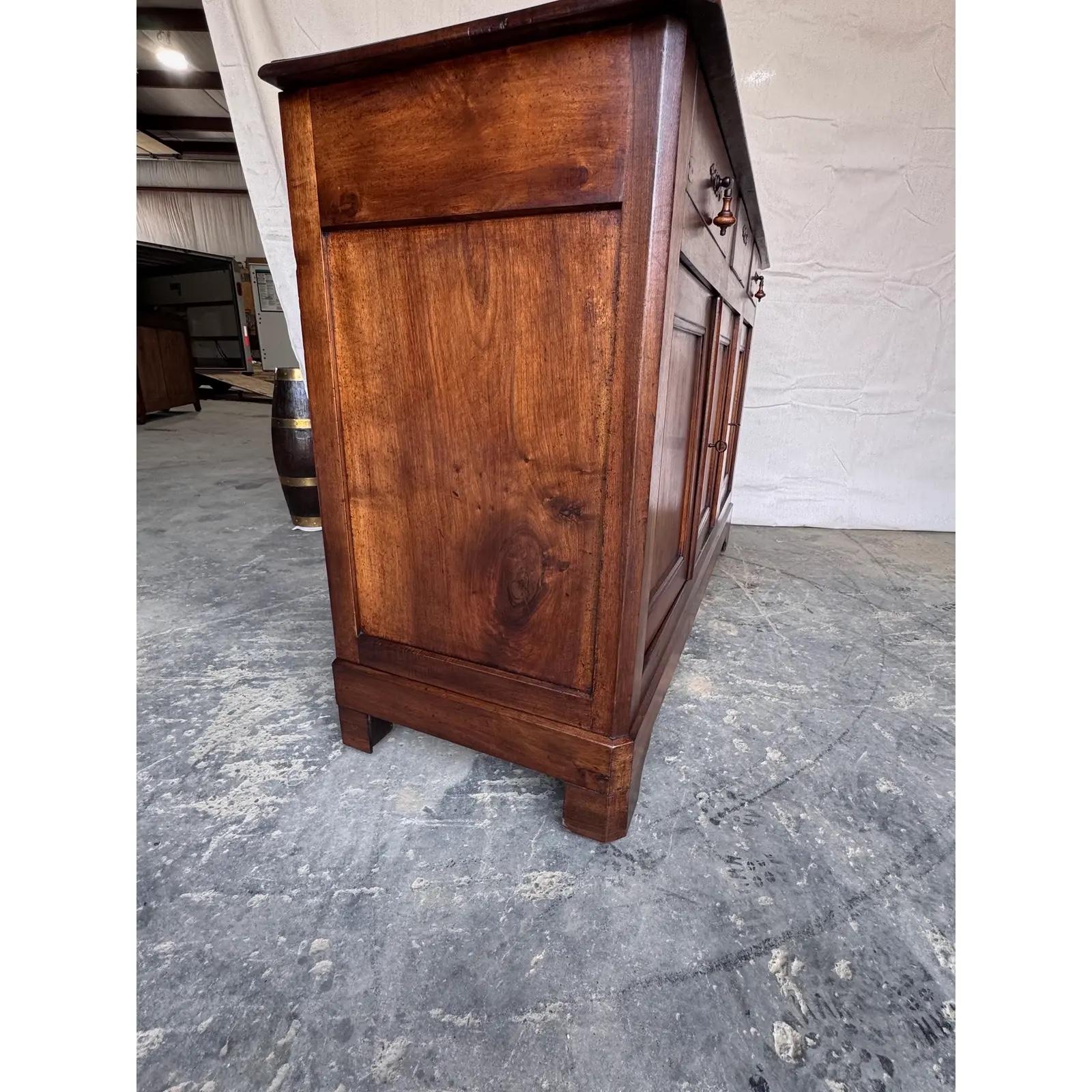 Early 19th Century French Server In Good Condition For Sale In Nashville, TN