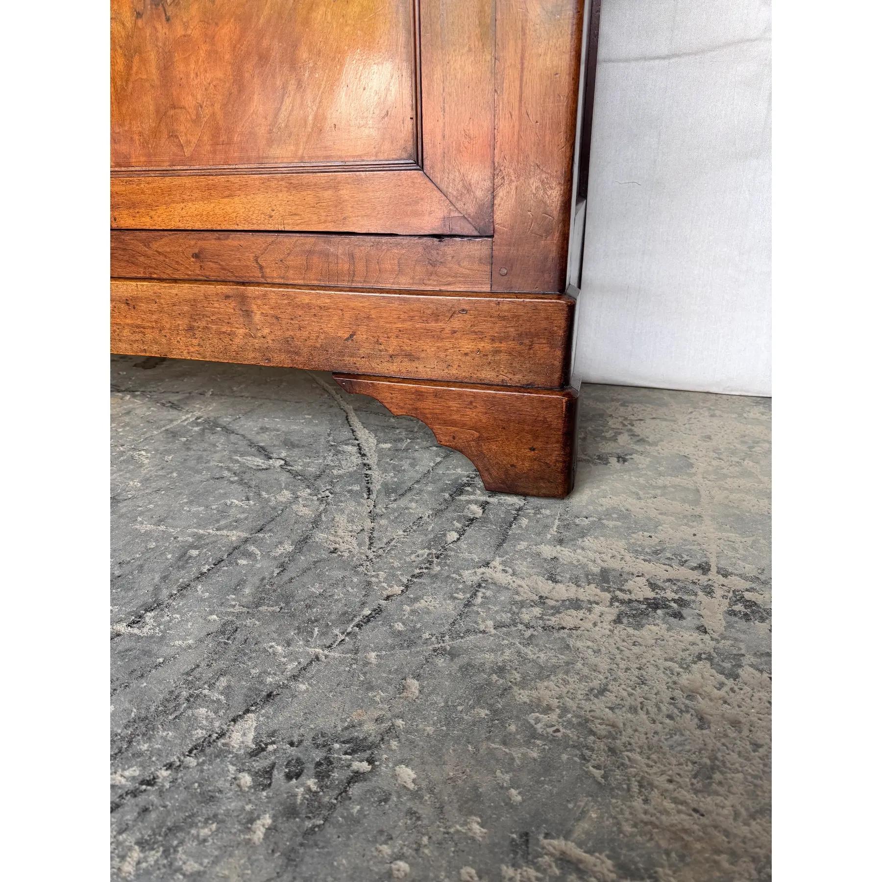 Early 19th Century French Server In Good Condition For Sale In Nashville, TN