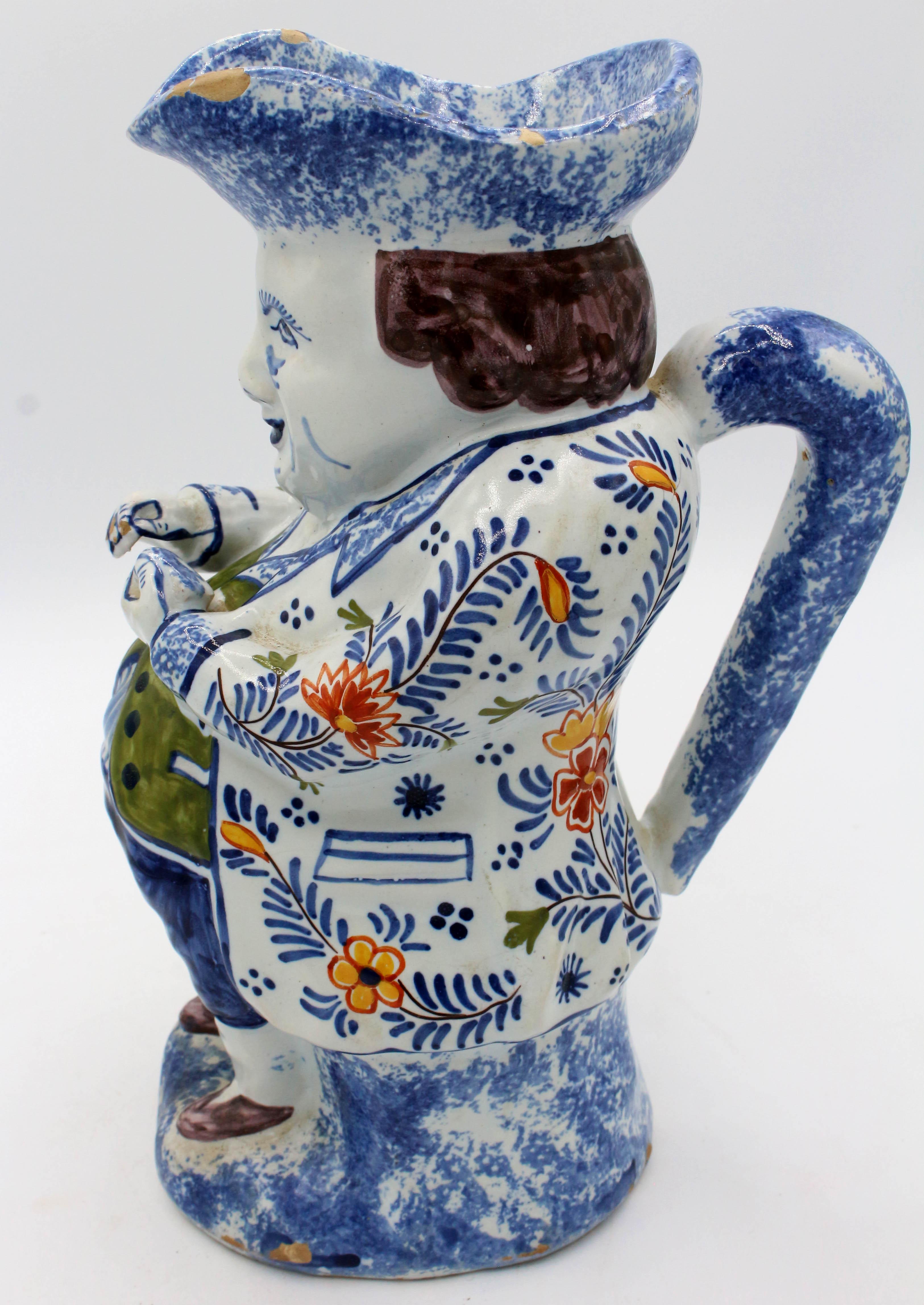Early 19th Century French Toby Jug, Faience In Good Condition For Sale In Chapel Hill, NC