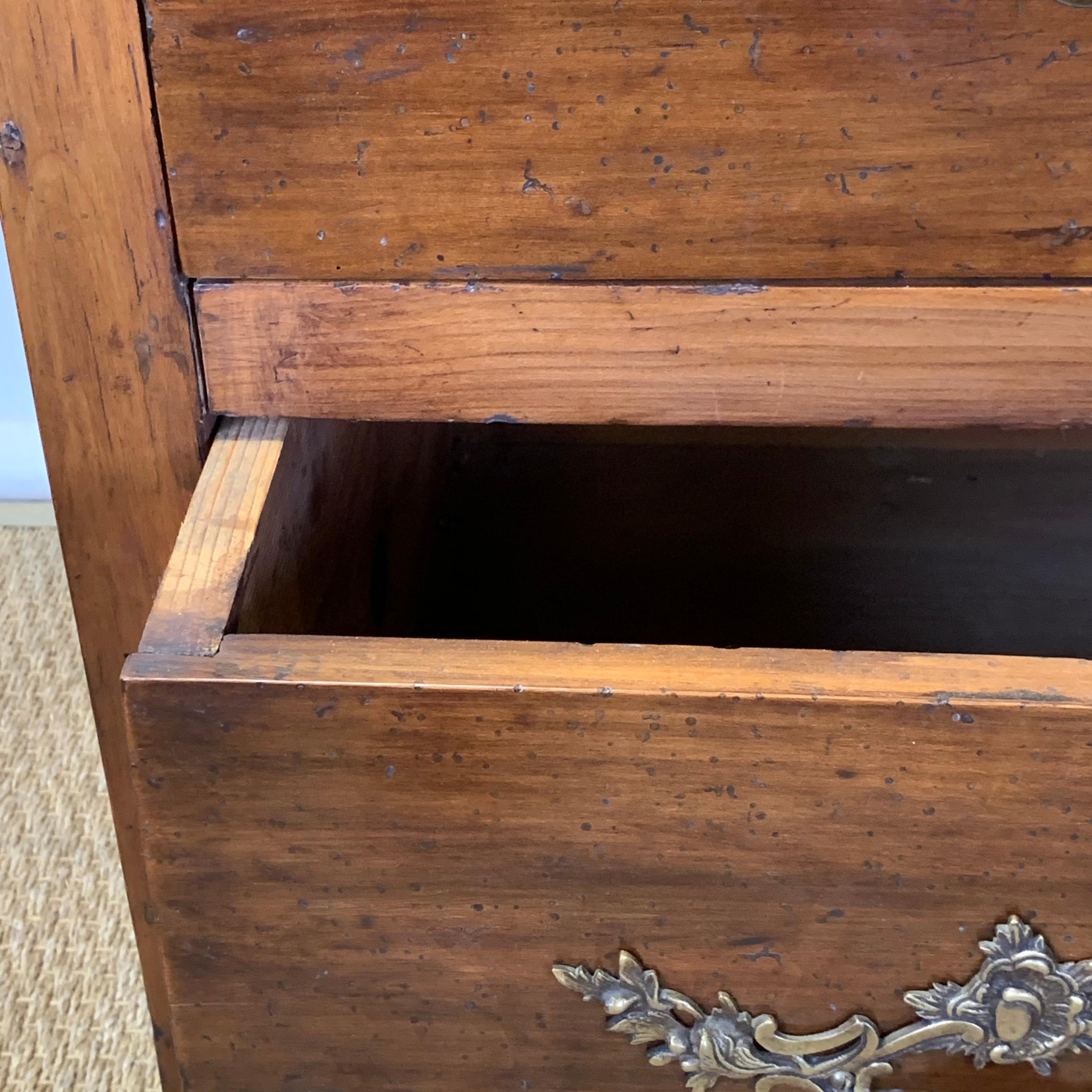 Early 19th Century French Two-Drawer Commode 5