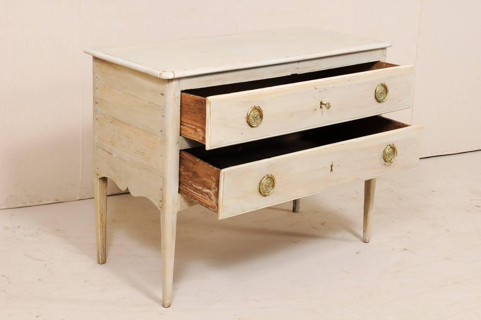 Early 19th C. French Two-Drawer Raised Chest with Scalloped Skirt and Clean Line In Good Condition In Atlanta, GA