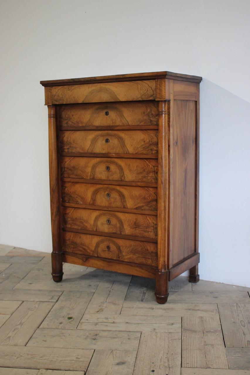 Early 19th Century French Walnut Semainier In Excellent Condition In Gloucestershire, GB