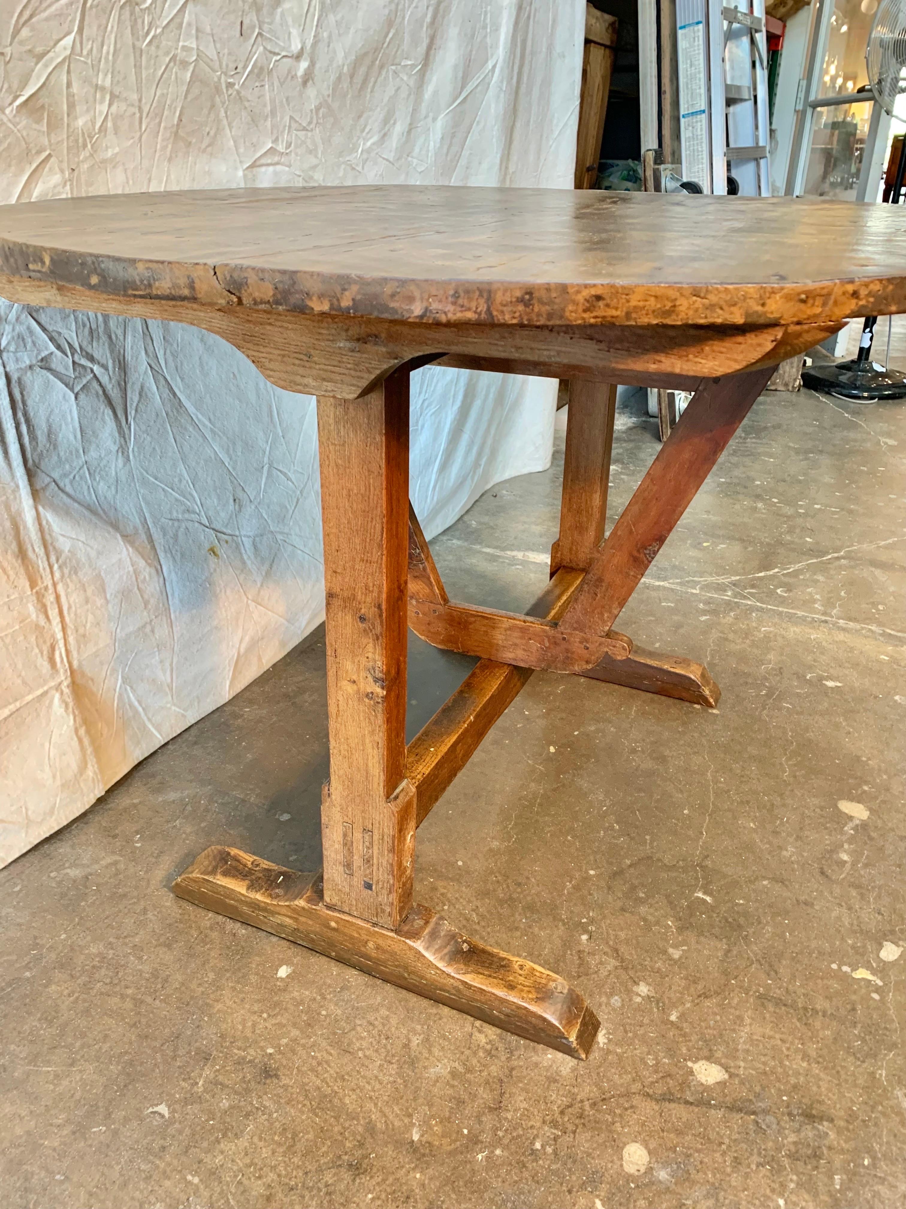 Hand-Crafted Early 19th Century French Walnut Wine Tasting Table For Sale