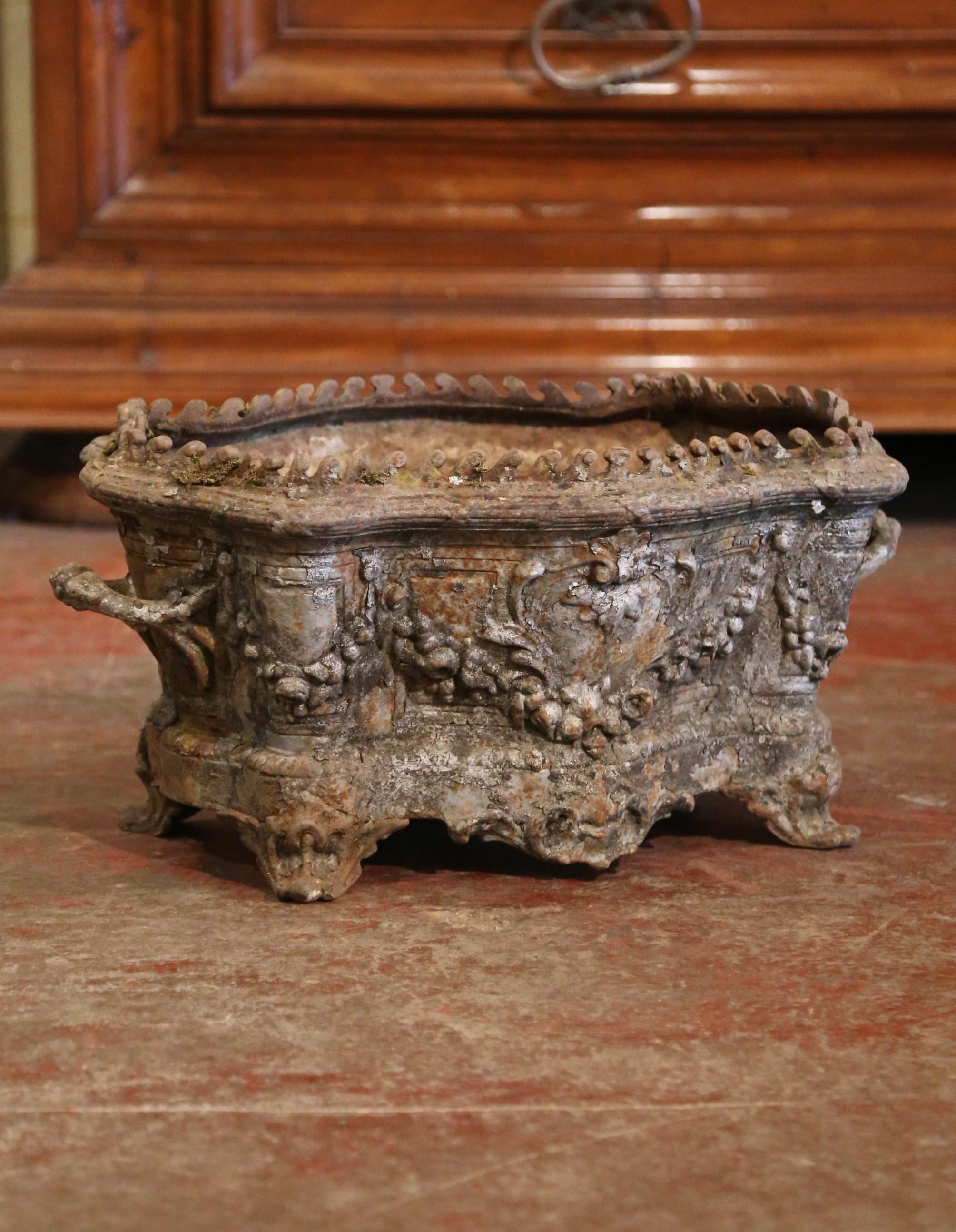 Louis XV Early 19th Century French Weathered Iron Outdoor Planter Box Jardiniere For Sale