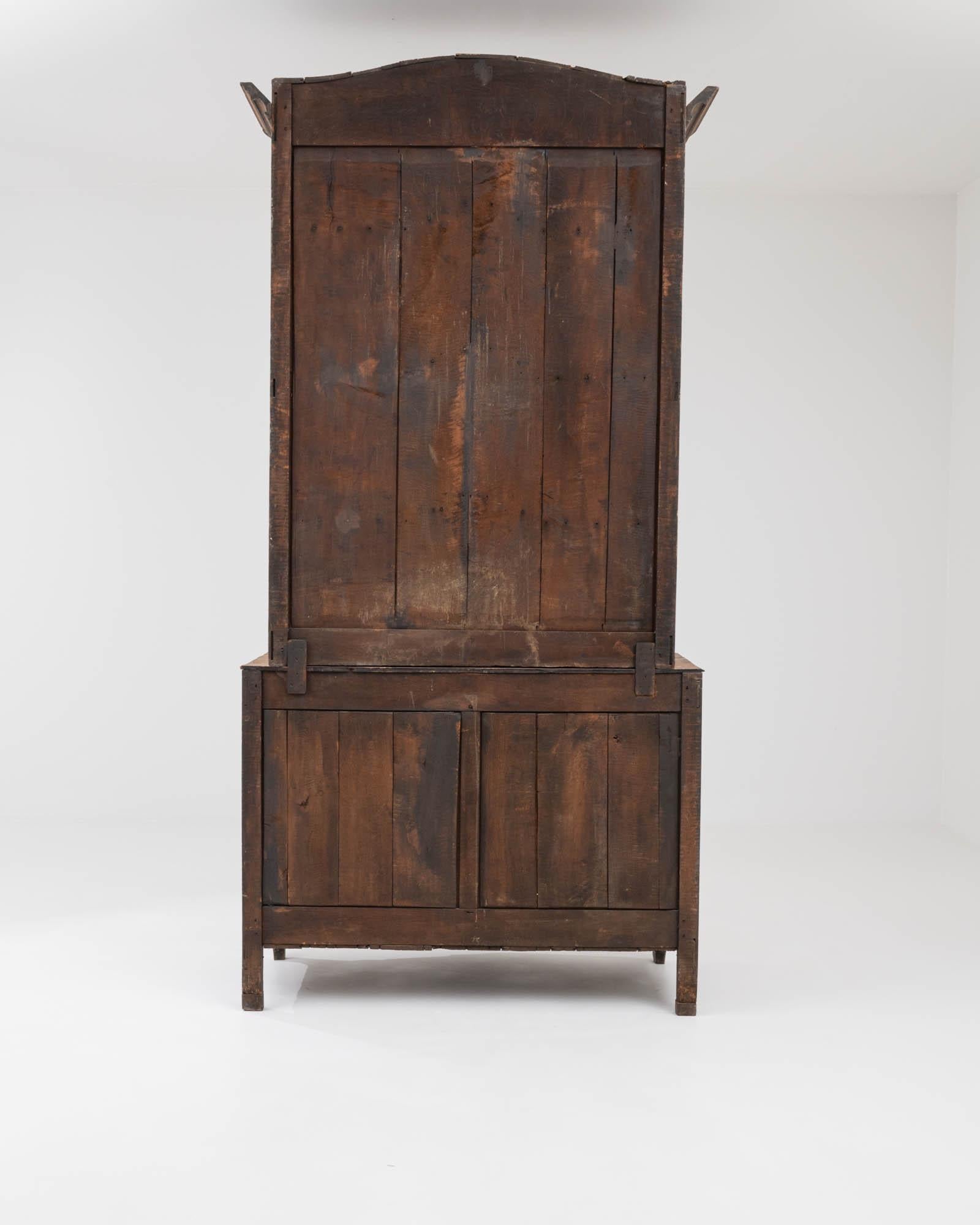 Early 19th Century French Wooden Cabinet For Sale 11