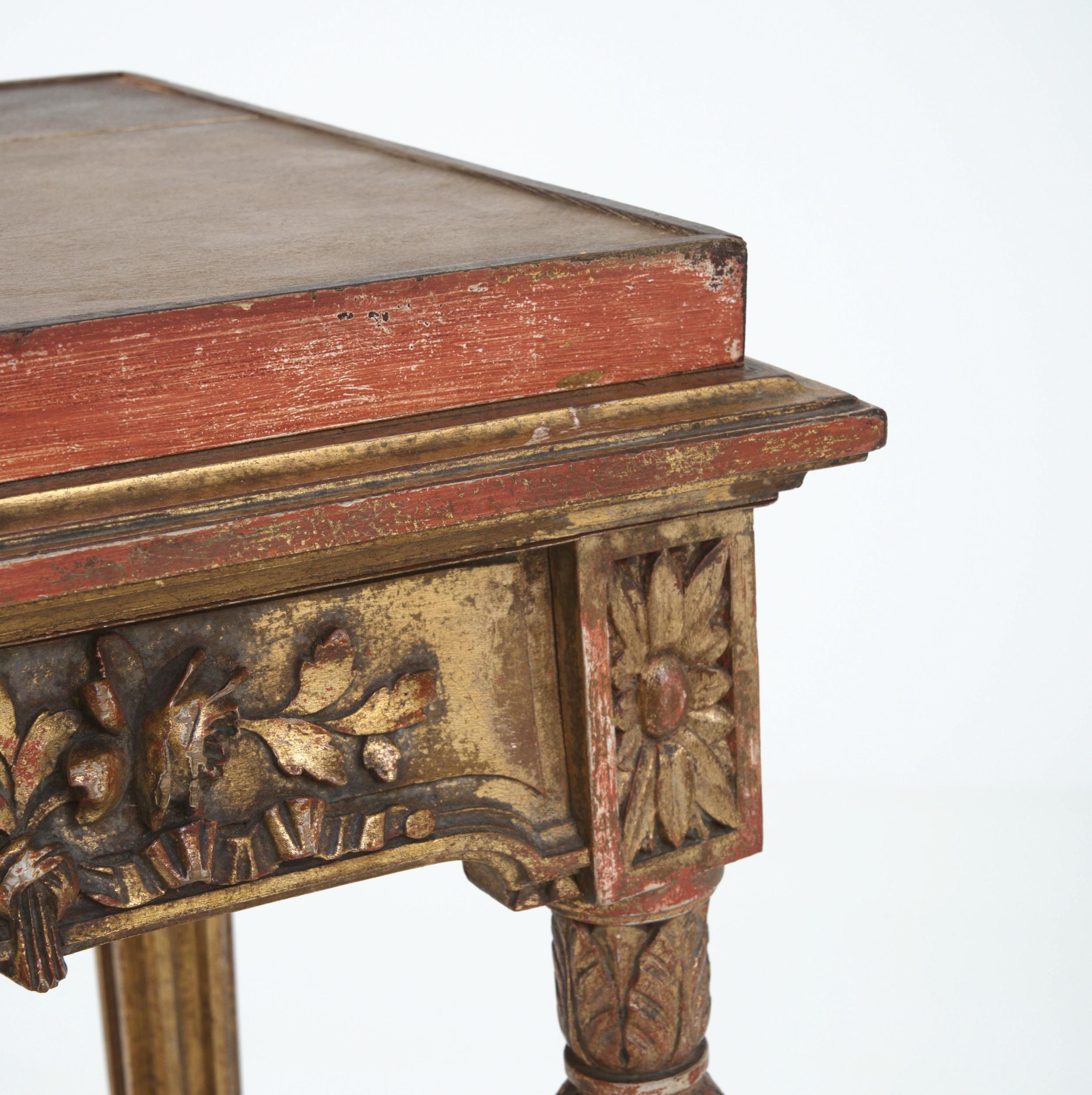 Early 19th Century French Wooden Side Table For Sale 6