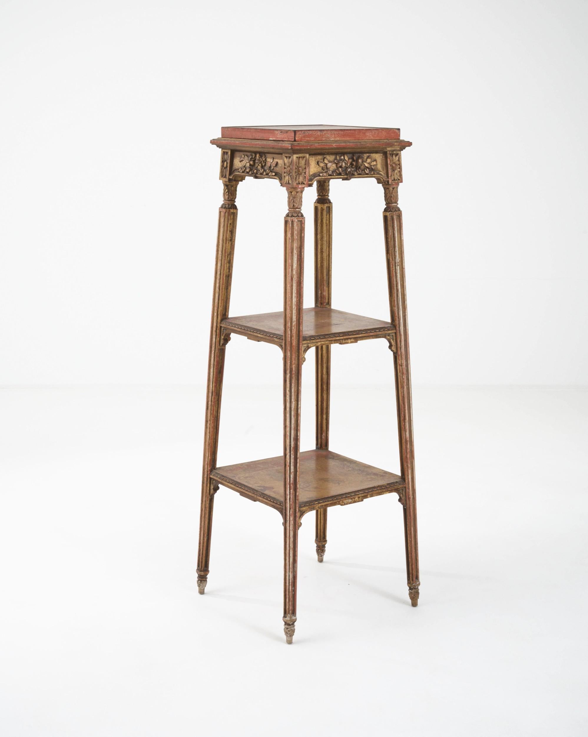 Early 19th Century French Wooden Side Table For Sale 1