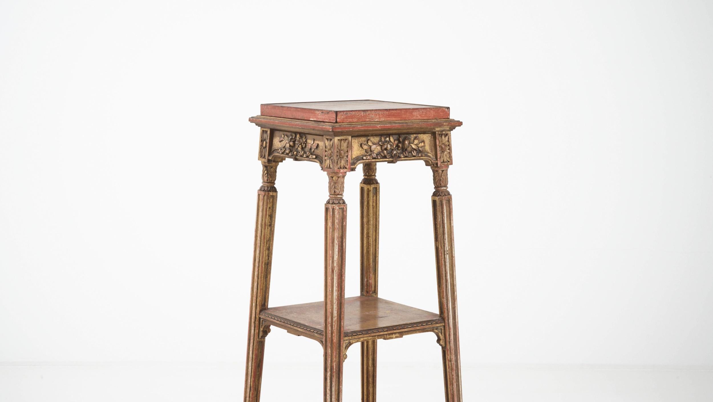 Early 19th Century French Wooden Side Table For Sale 2