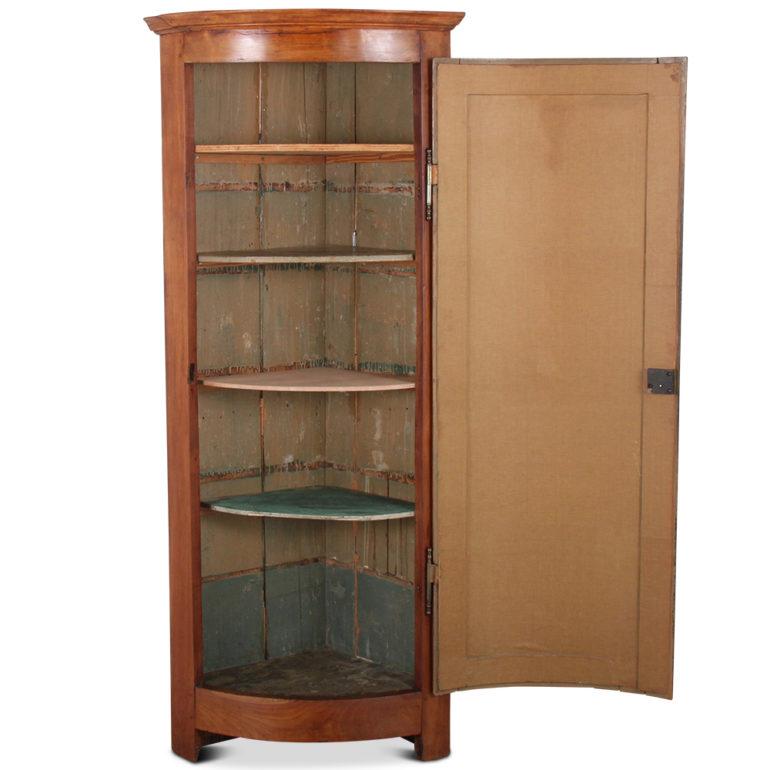 Early 19th Century Fruitwood Period Empire Corner Cabinet In Good Condition In Vancouver, British Columbia