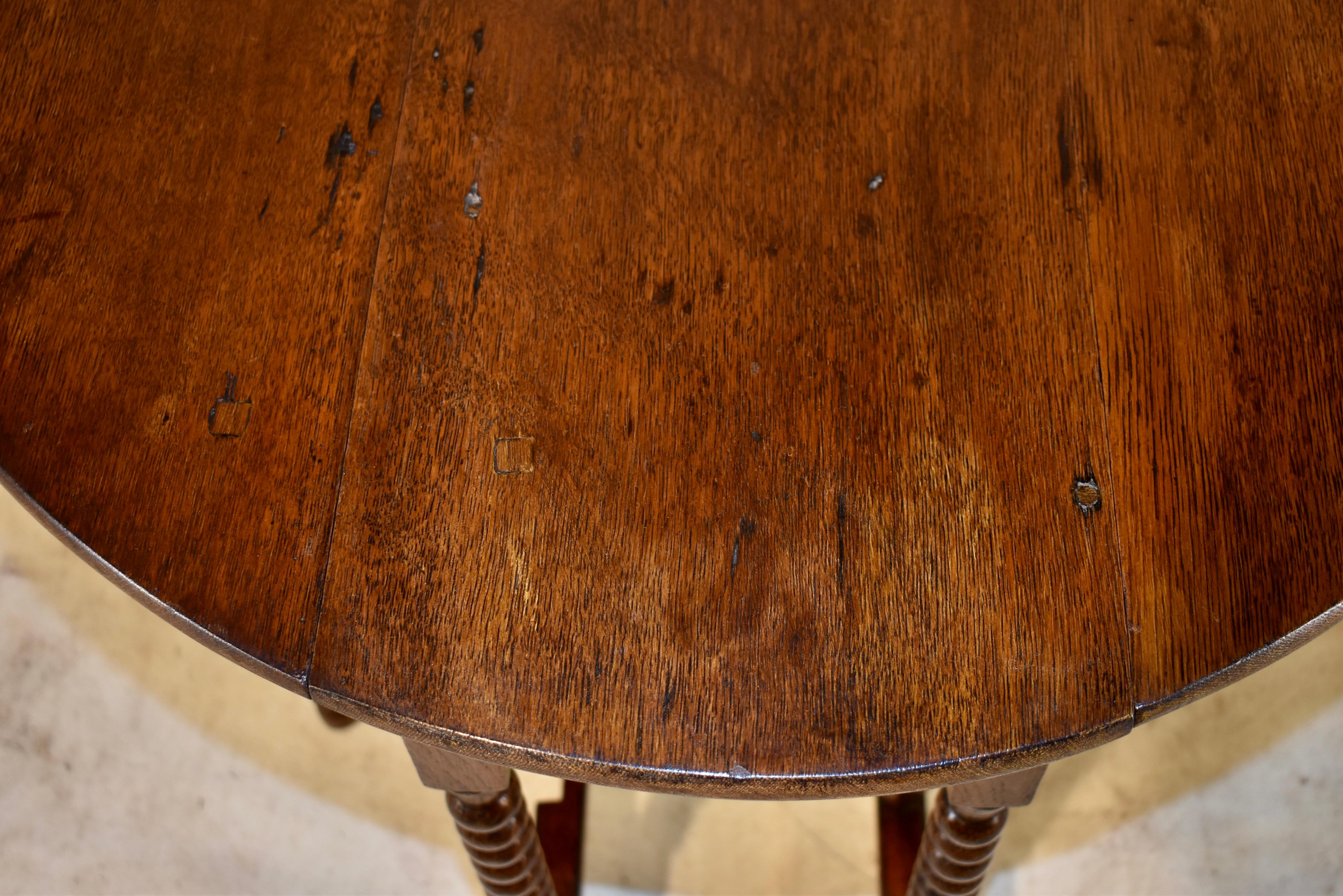 Early 19th Century Gate Leg Side Table 4